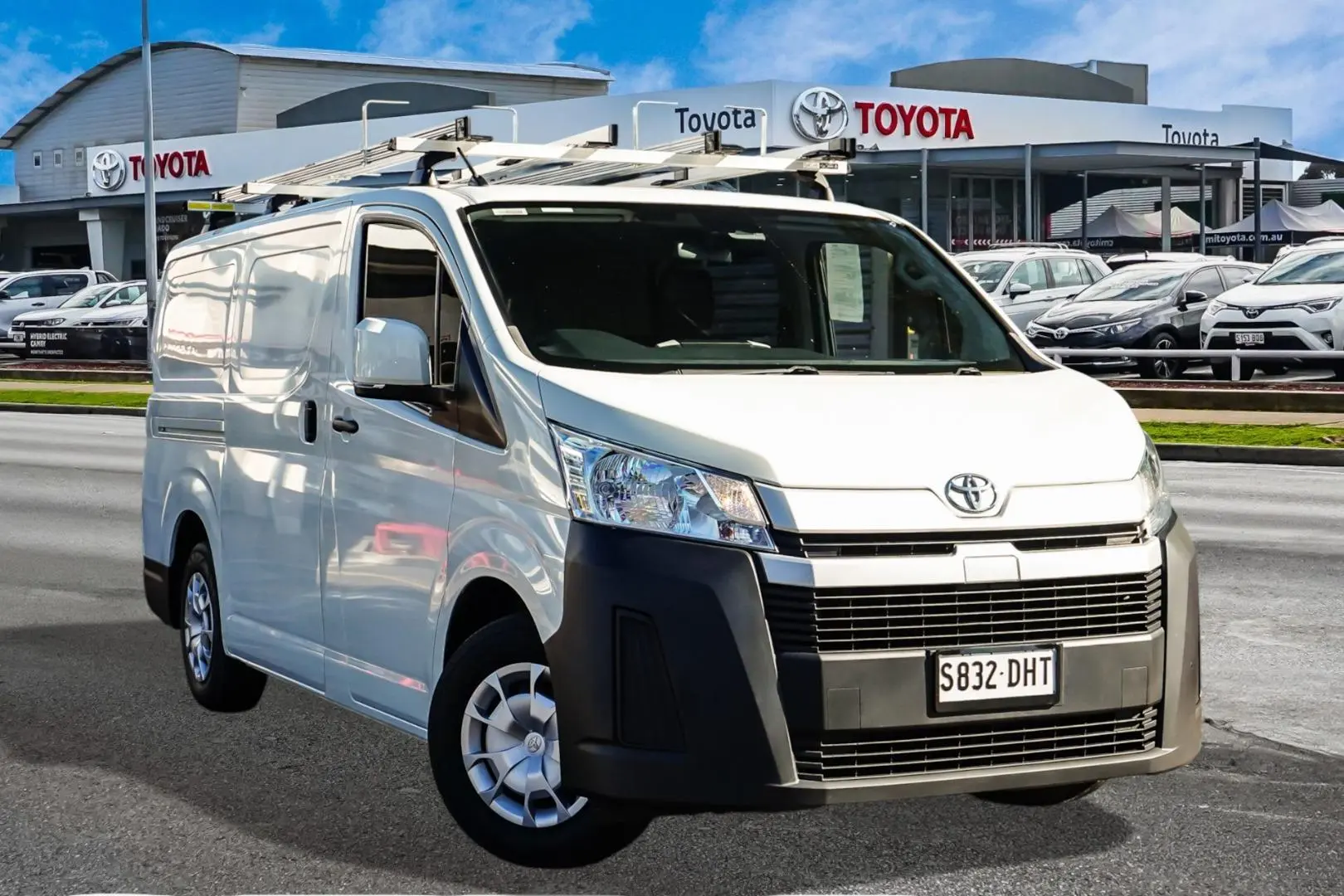 2020 Toyota Hiace Image