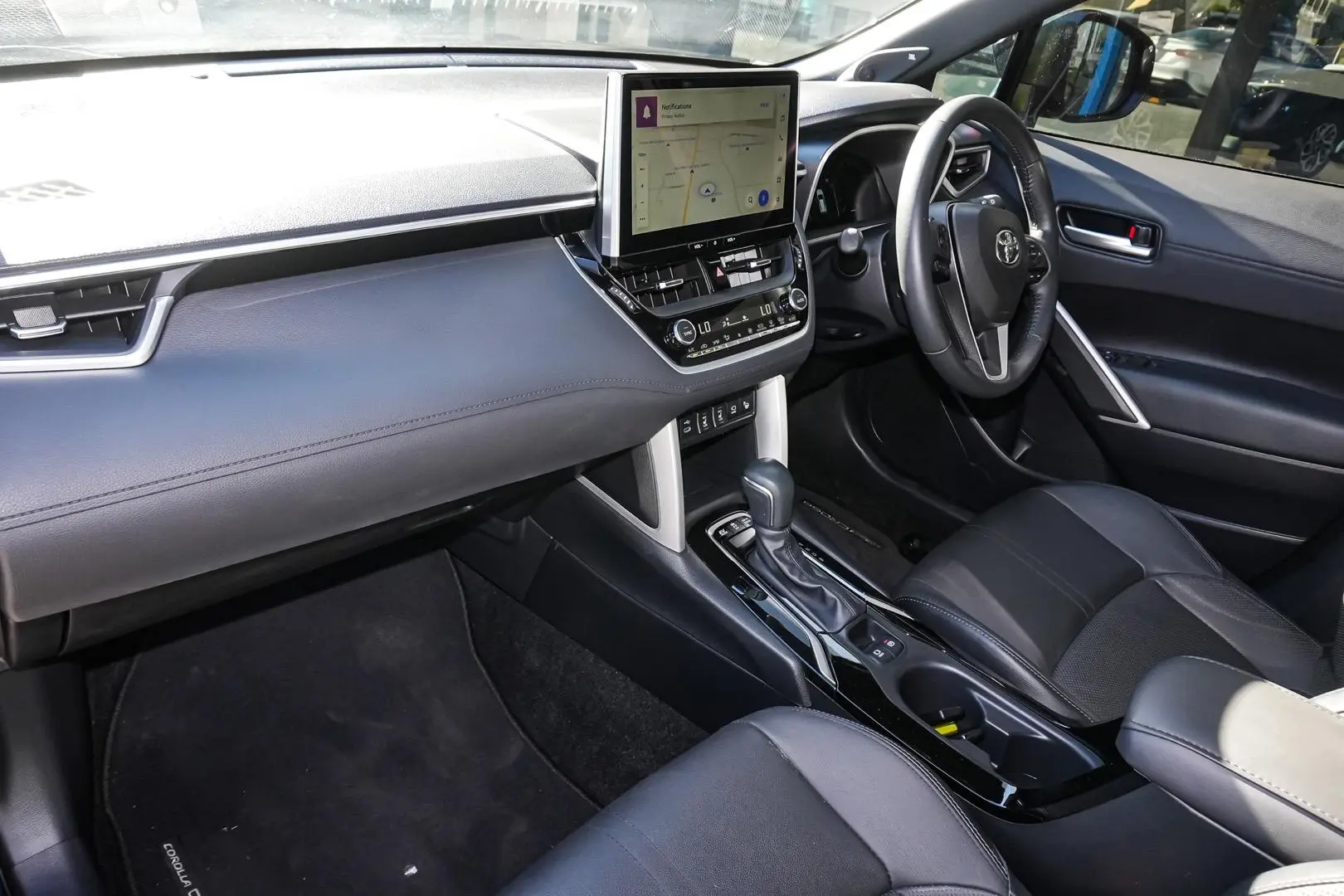 2024 Toyota Corolla Cross Gallery Image 11