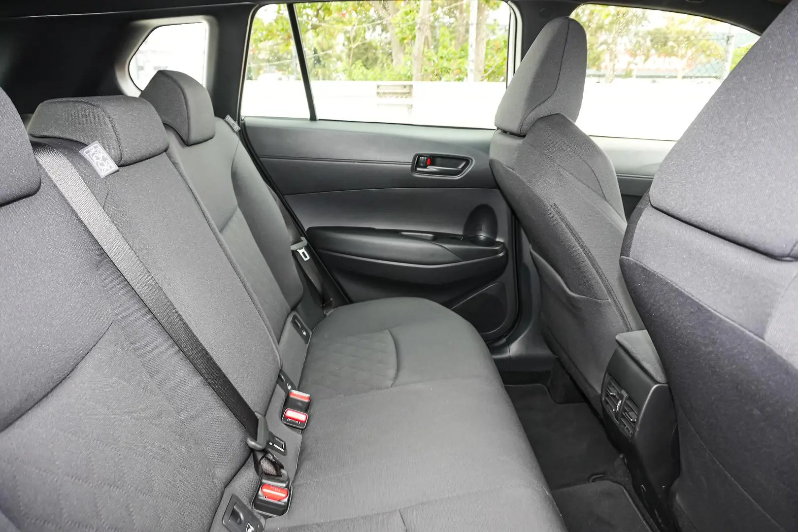 2024 Toyota Corolla Cross Gallery Image 14