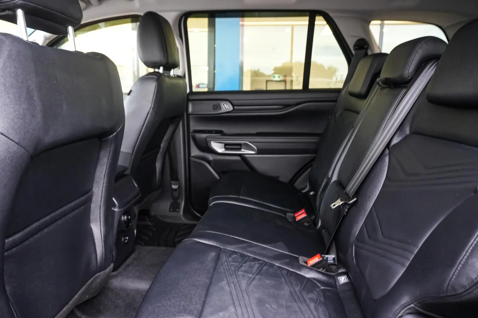 2024 Ford Everest Gallery Image 13