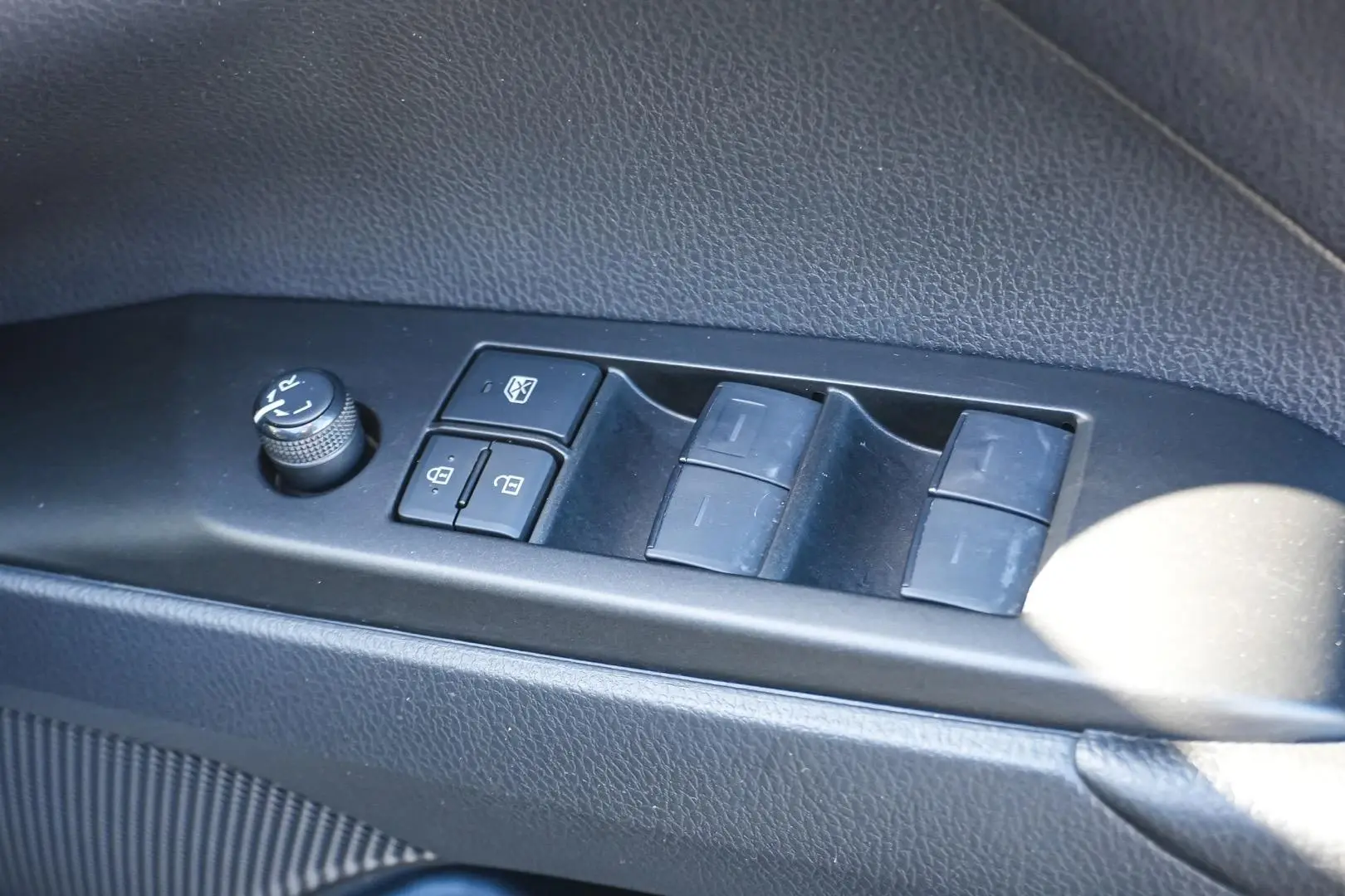 2024 Toyota Camry Gallery Image 17