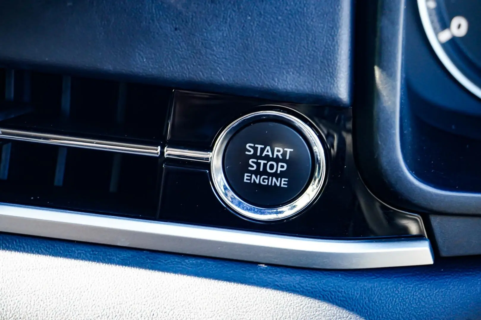 2024 Mitsubishi Outlander Gallery Image 26