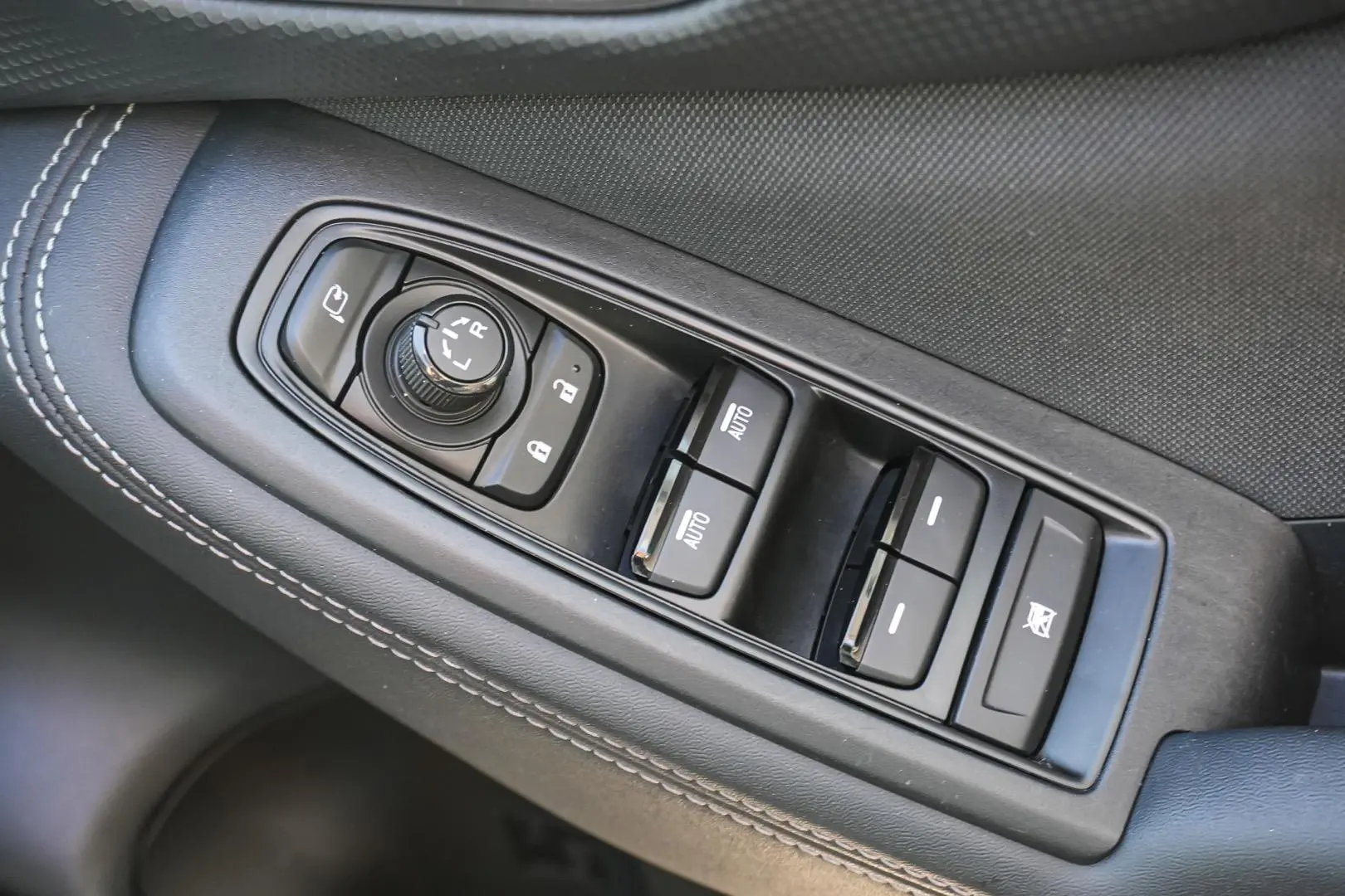 2024 Subaru Forester Gallery Image 17