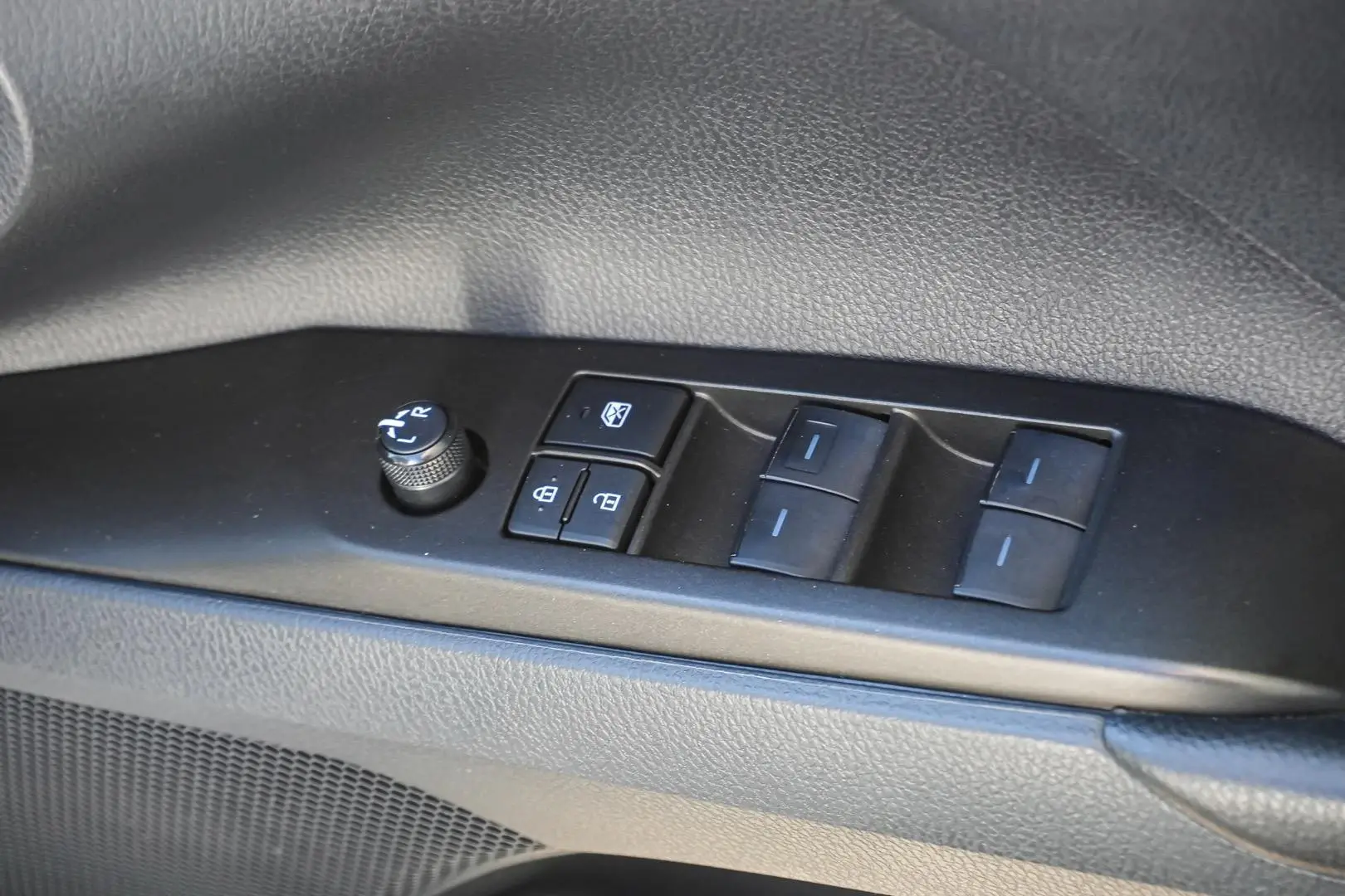 2024 Toyota Camry Gallery Image 15