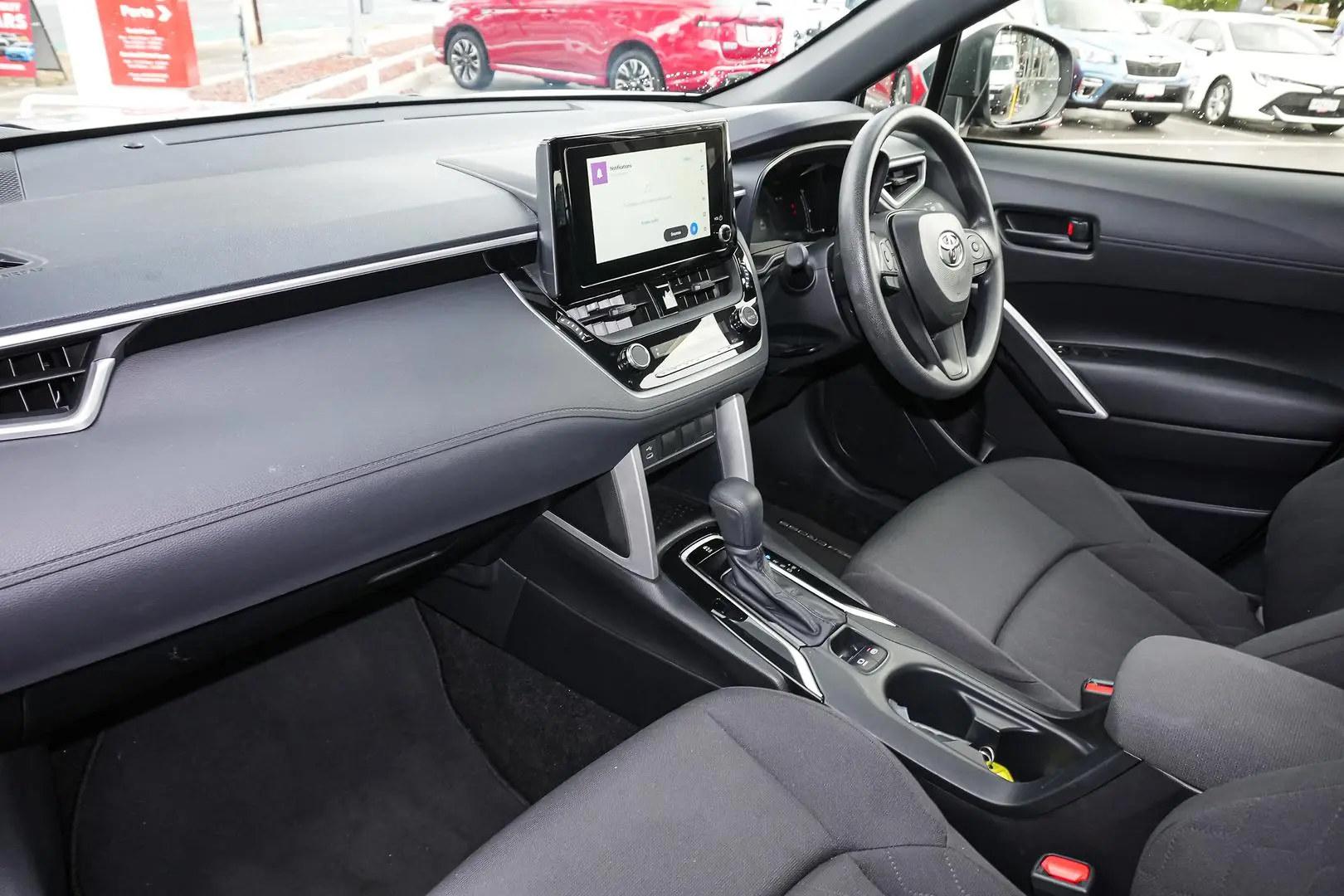 2024 Toyota Corolla Cross Gallery Image 11