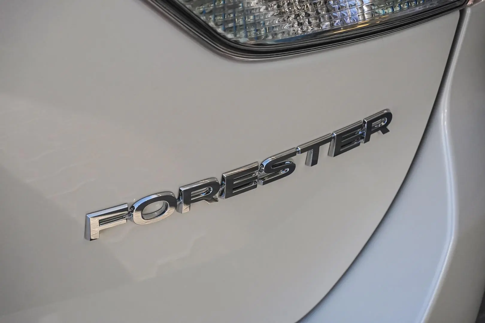 2024 Subaru Forester Gallery Image 10
