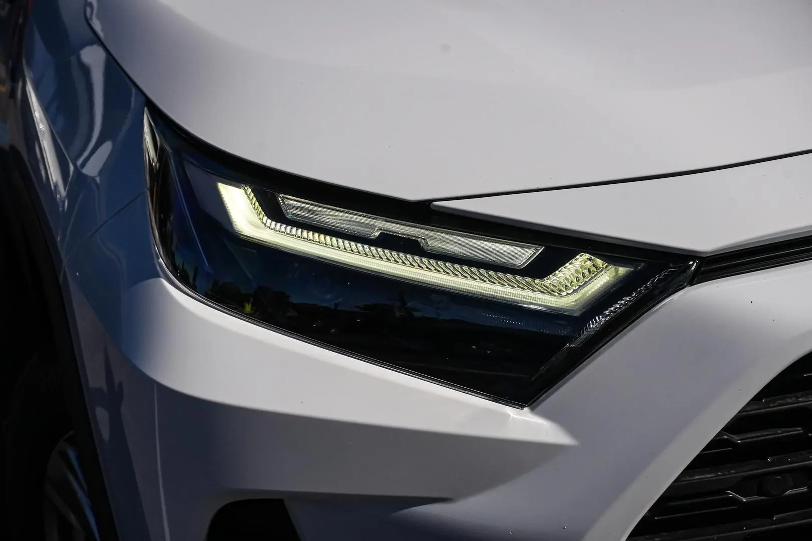 2024 Toyota RAV4 Gallery Image 7