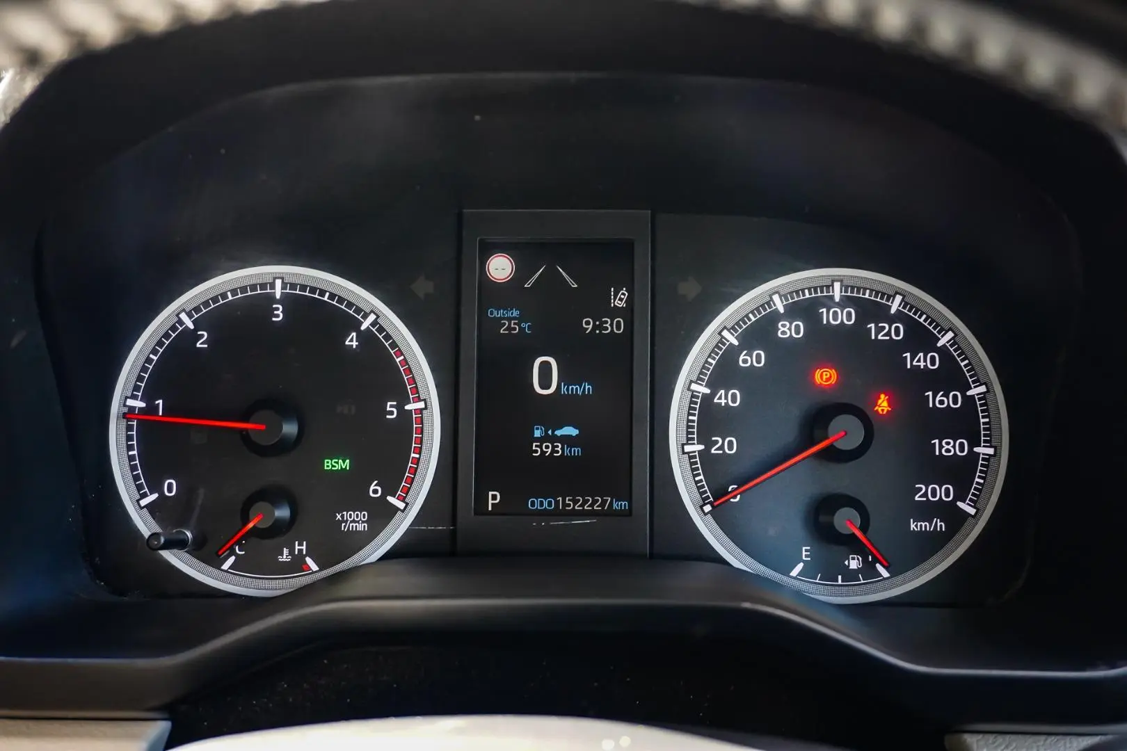 2020 Toyota Hiace Gallery Image 17