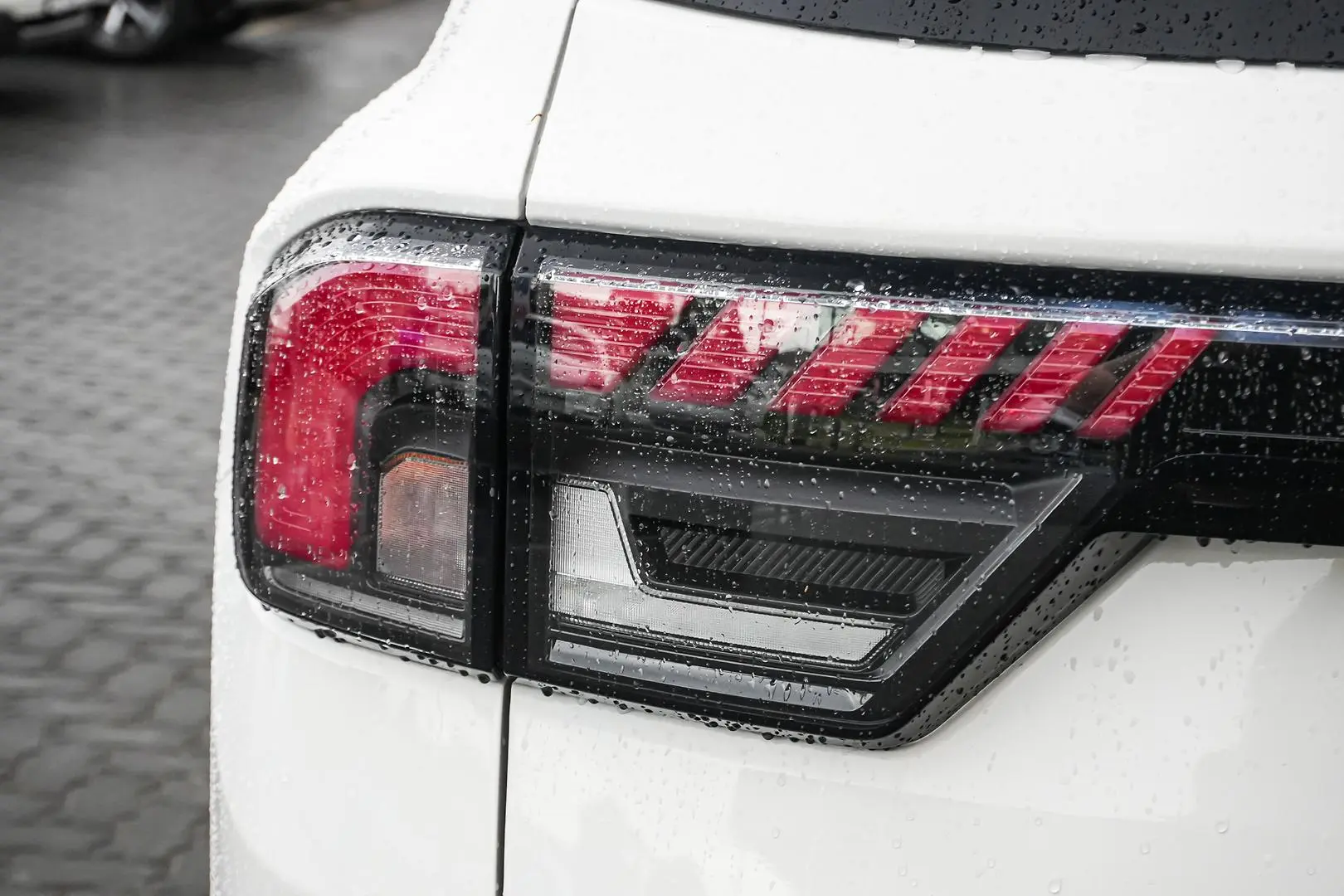 2024 Ford Everest Gallery Image 8