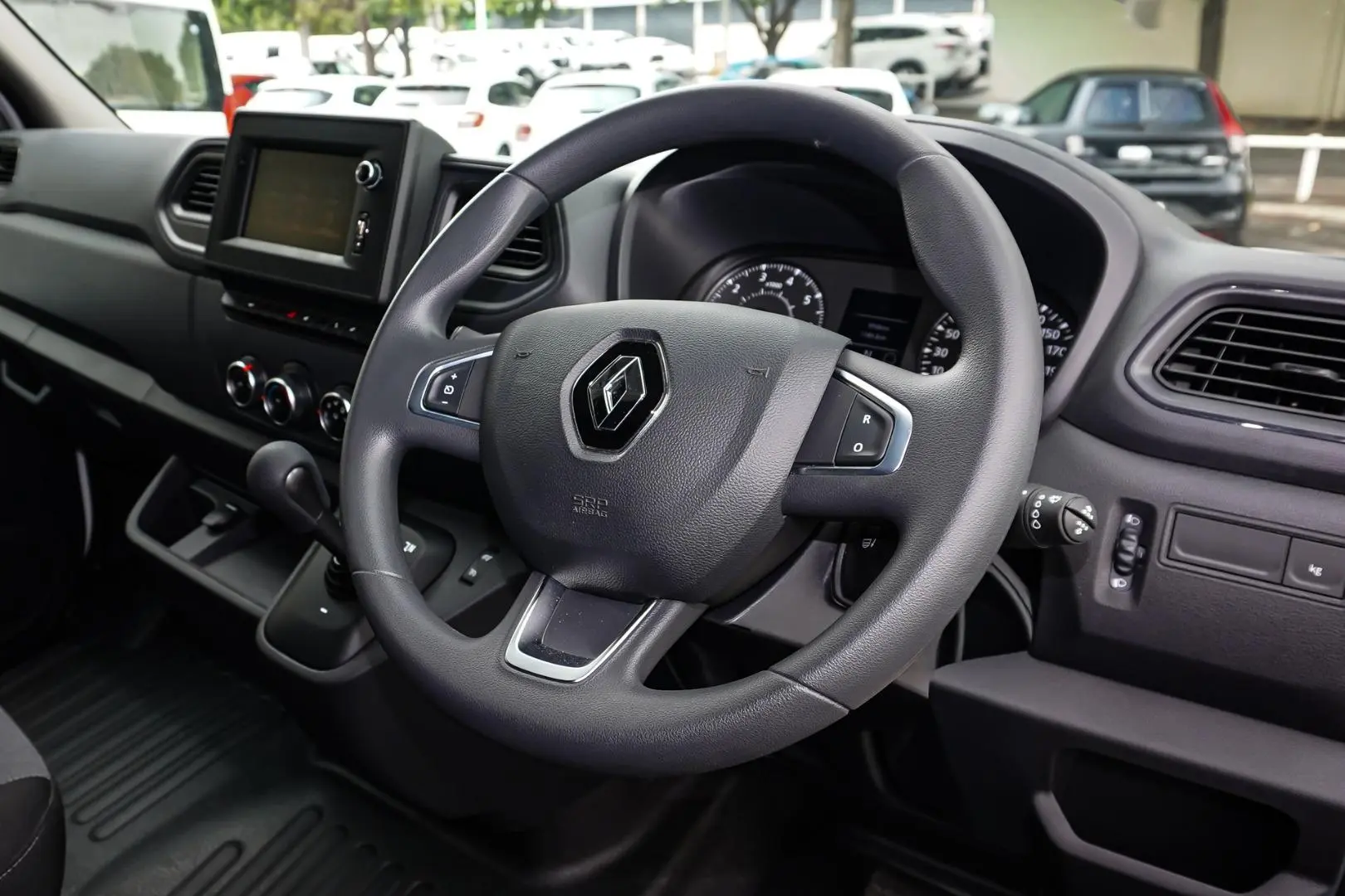 2023 Renault Master Gallery Image 6