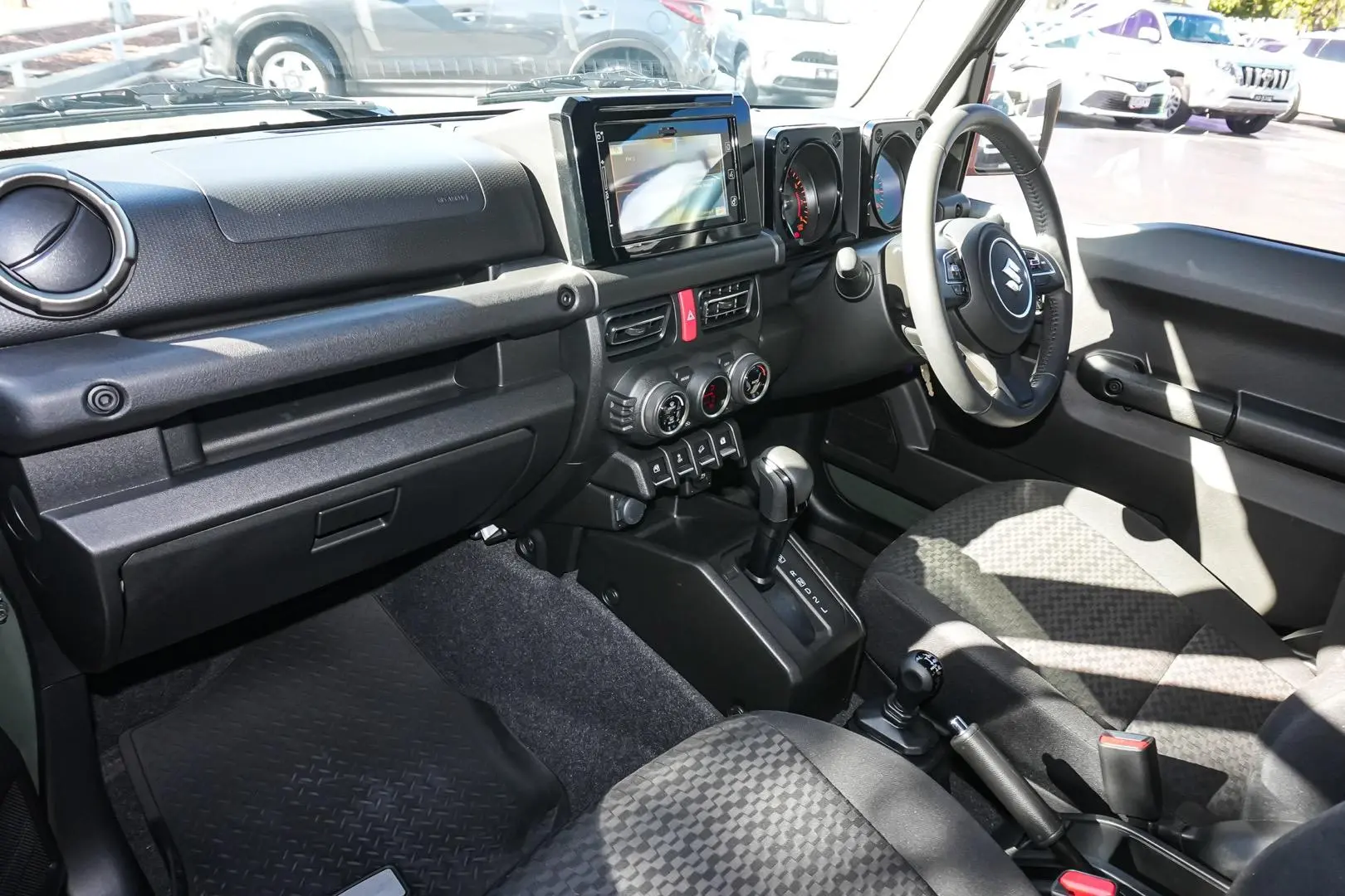 2024 Suzuki Jimny Gallery Image 11