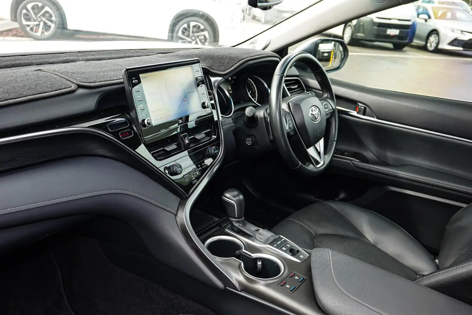 2024 Toyota Camry Gallery Image 10