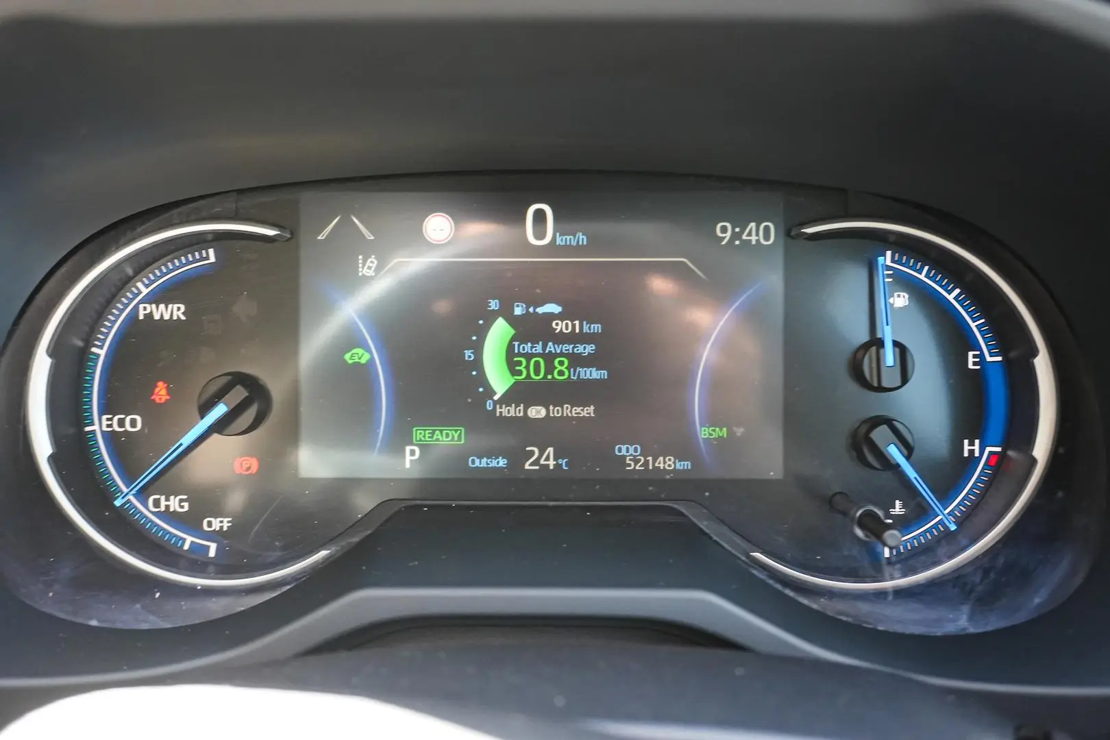 2024 Toyota RAV4 Gallery Image 18