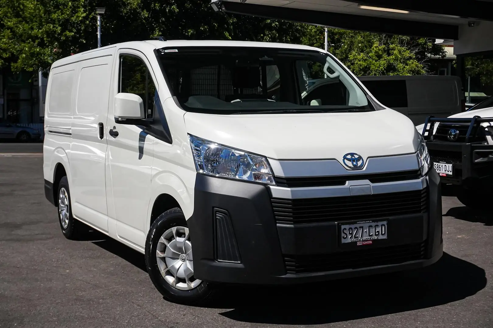 2020 Toyota Hiace Gallery Image 2