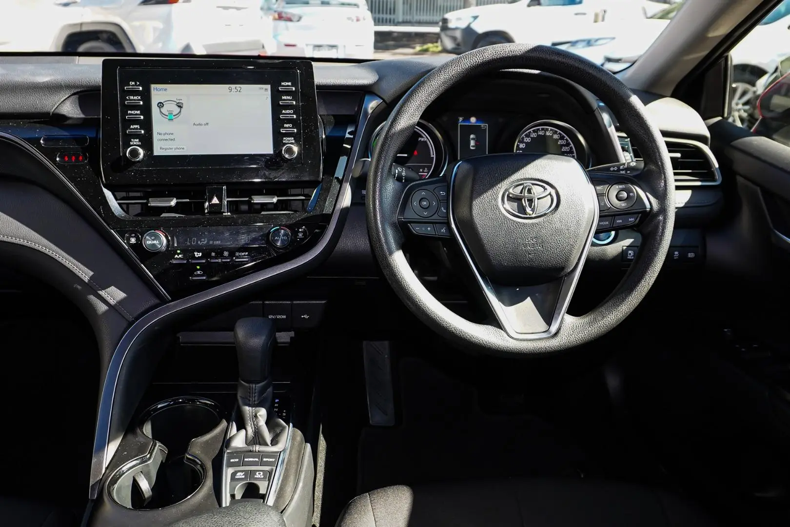 2024 Toyota Camry Gallery Image 8