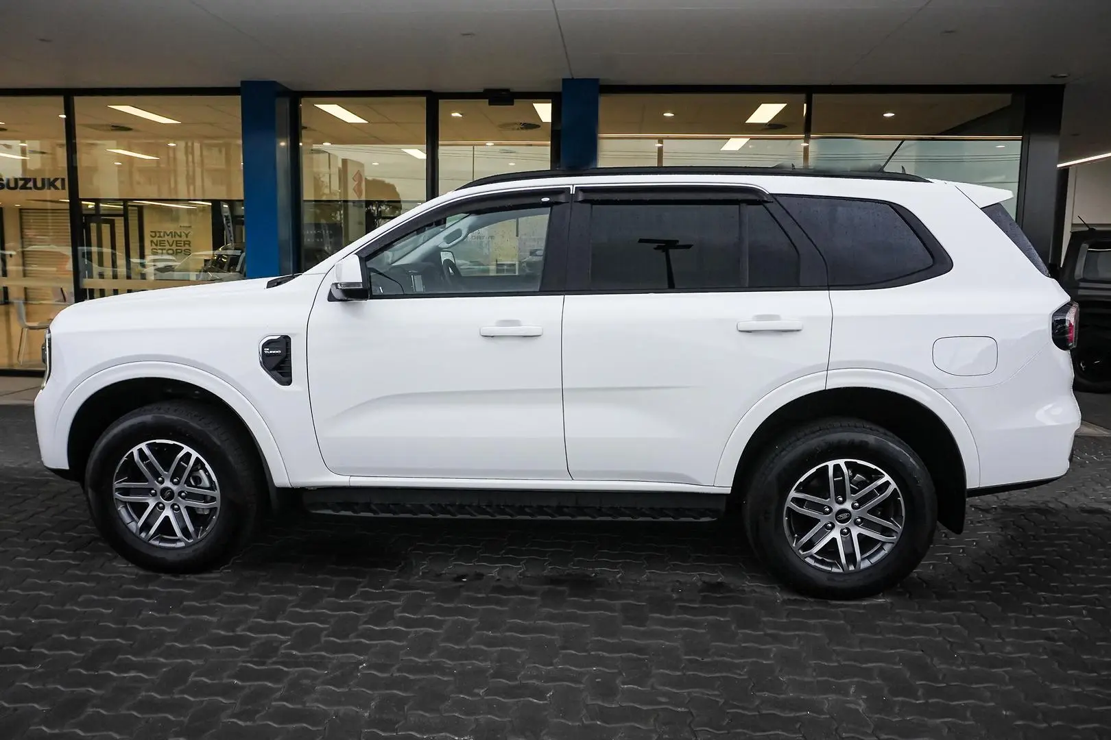 2024 Ford Everest Gallery Image 4