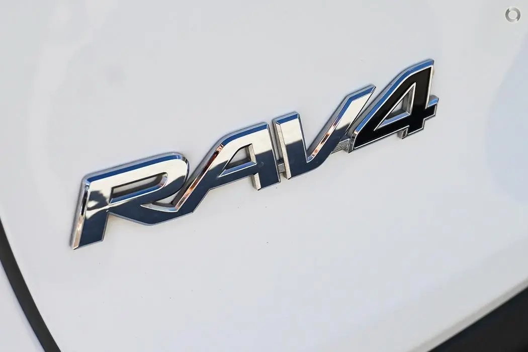 2024 Toyota RAV4 Gallery Image 21