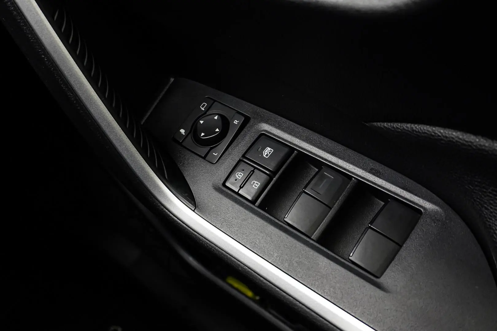 2024 Toyota RAV4 Gallery Image 20