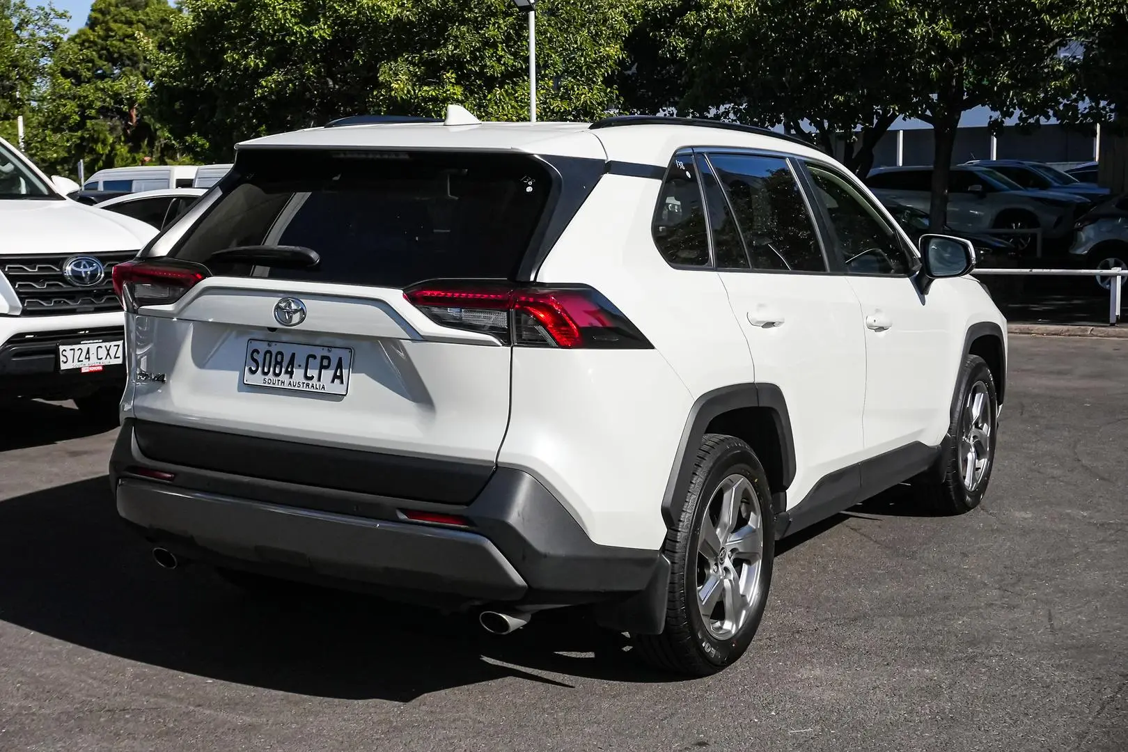 2020 Toyota RAV4 Gallery Image 3