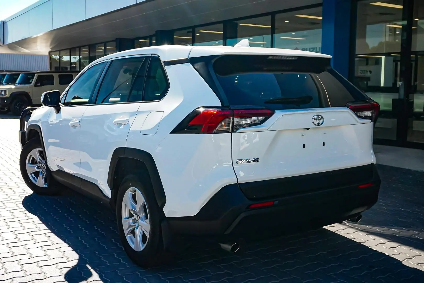 2020 Toyota RAV4 Gallery Image 3