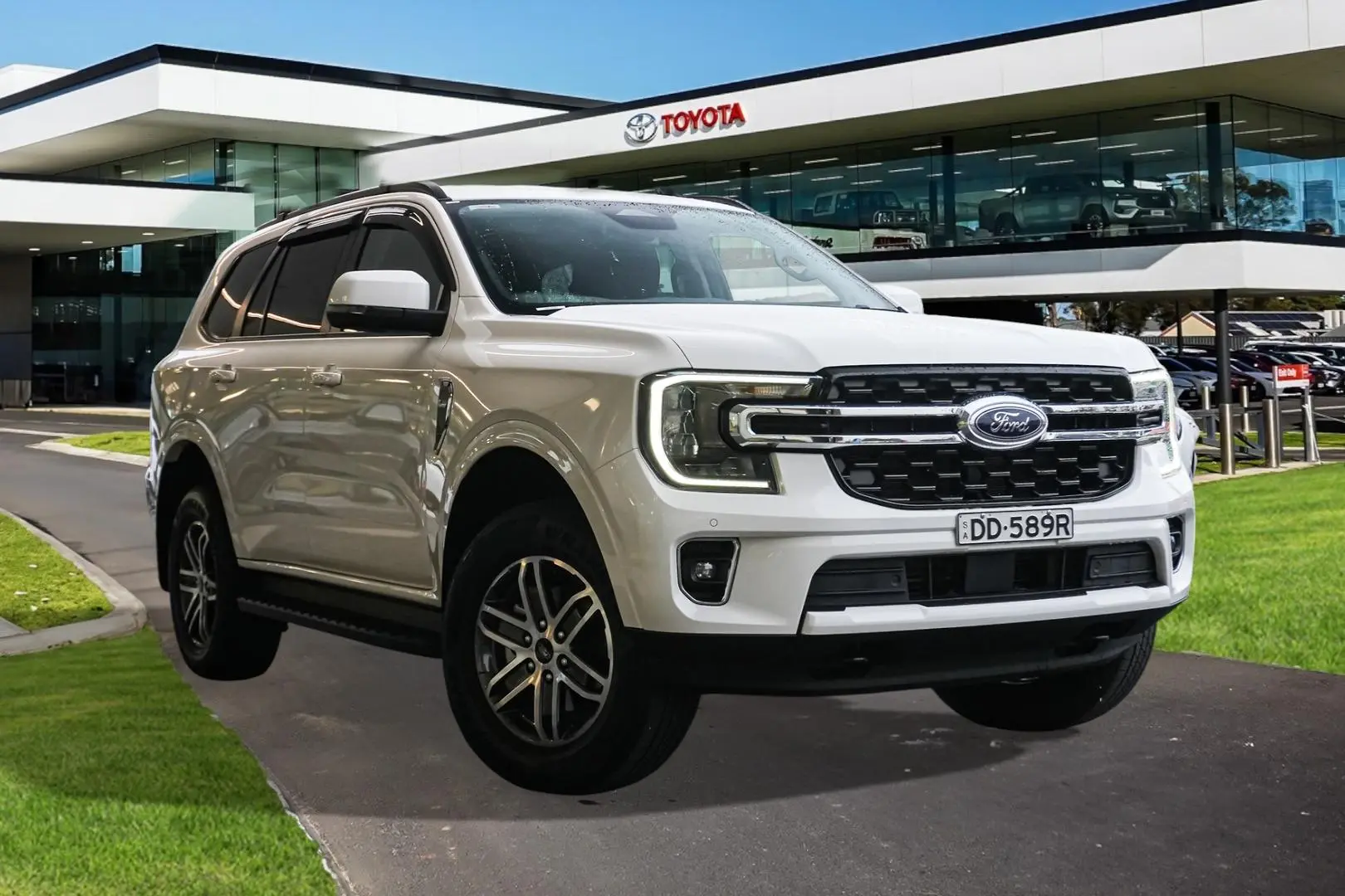 2024 Ford Everest Image