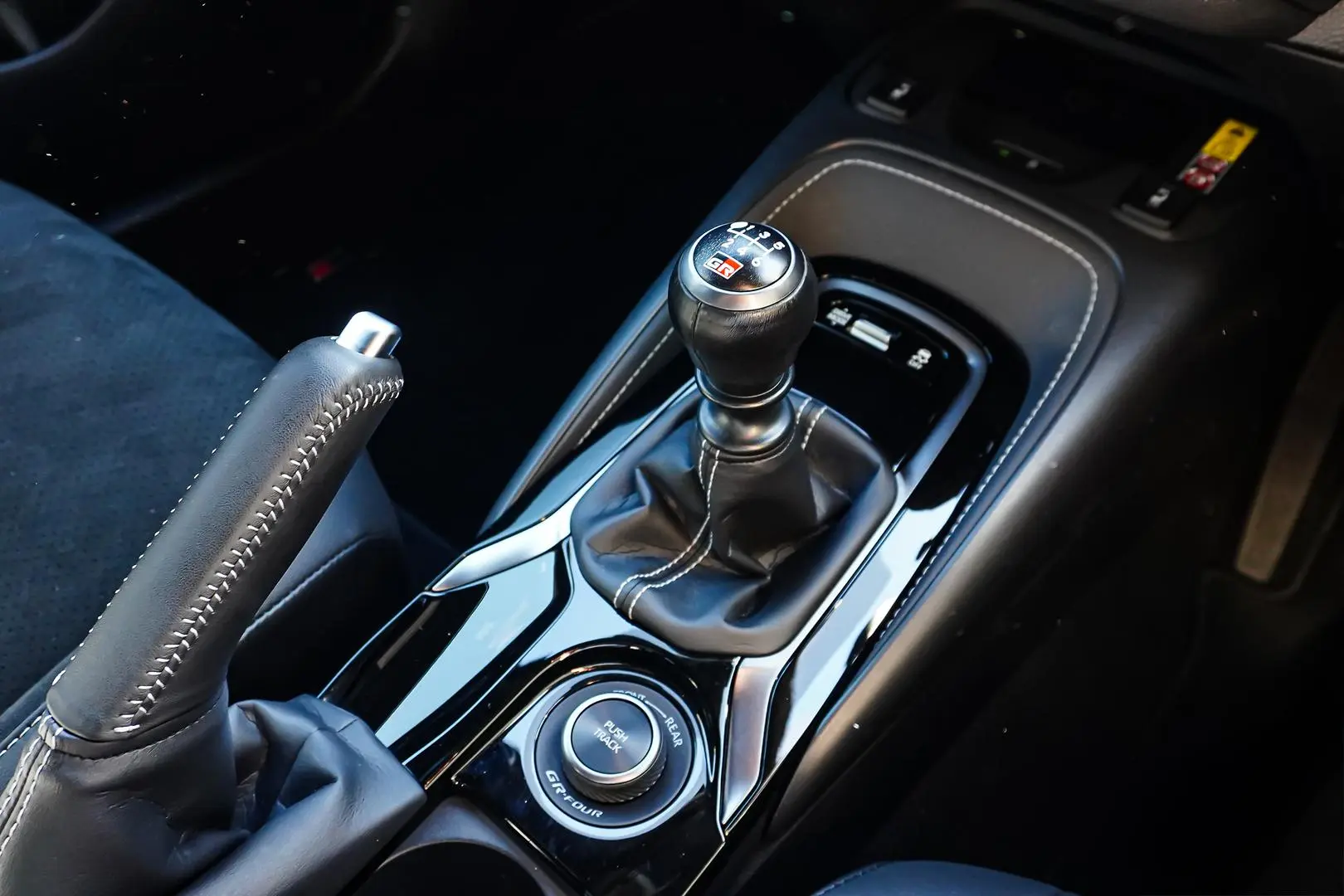 2024 Toyota Corolla Gallery Image 16