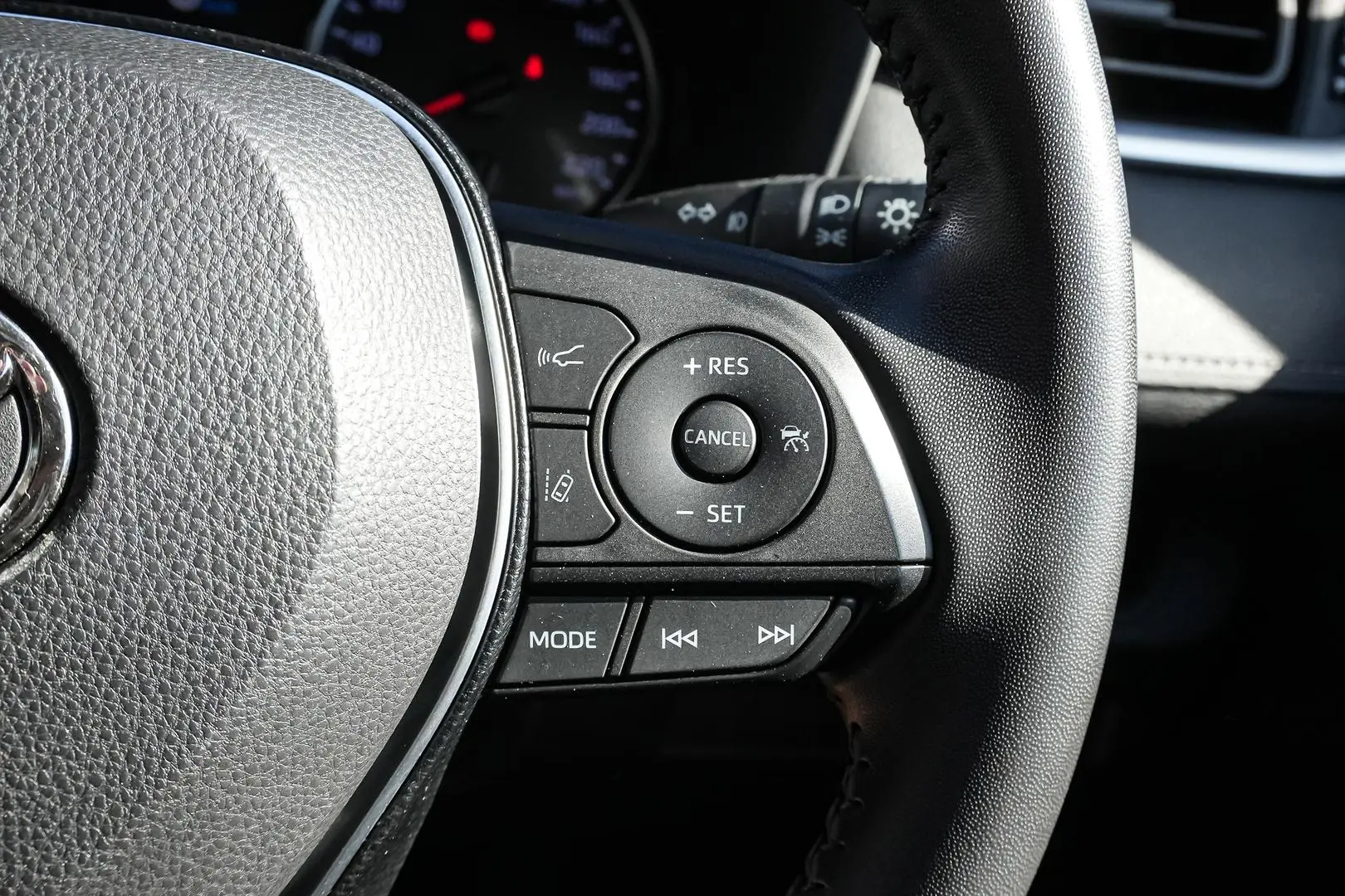 2020 Toyota RAV4 Gallery Image 20