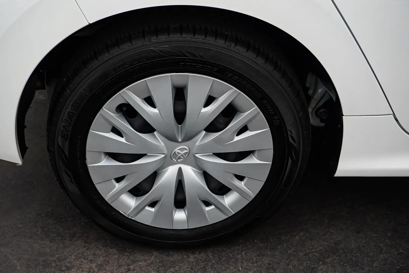 2024 Toyota Yaris Gallery Image 17