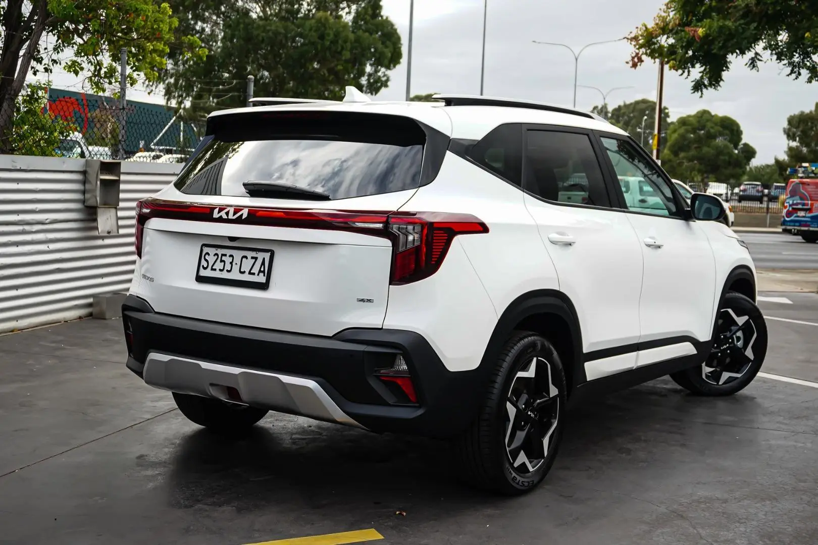 2024 Kia Seltos Gallery Image 3