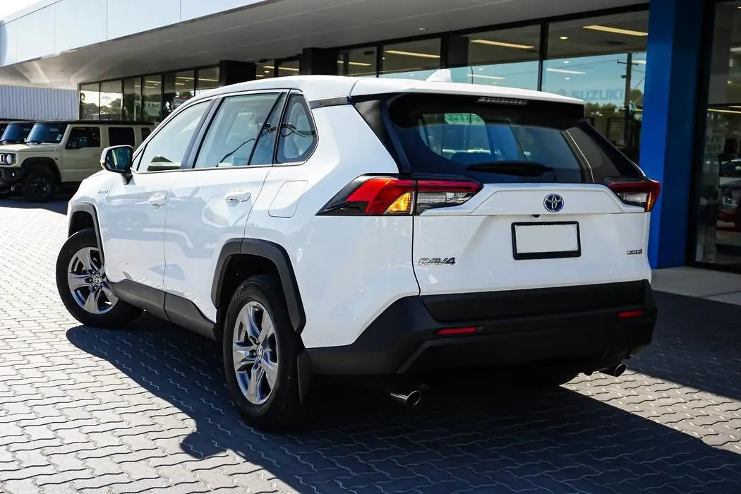 2024 Toyota RAV4 Gallery Image 3