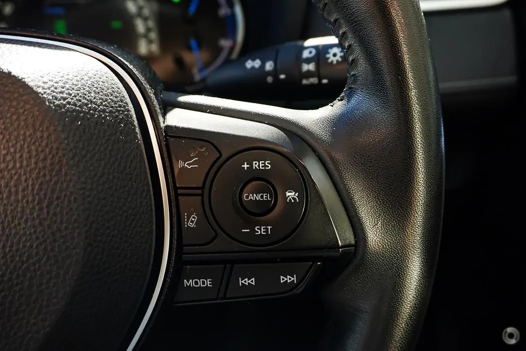 2024 Toyota RAV4 Gallery Image 7