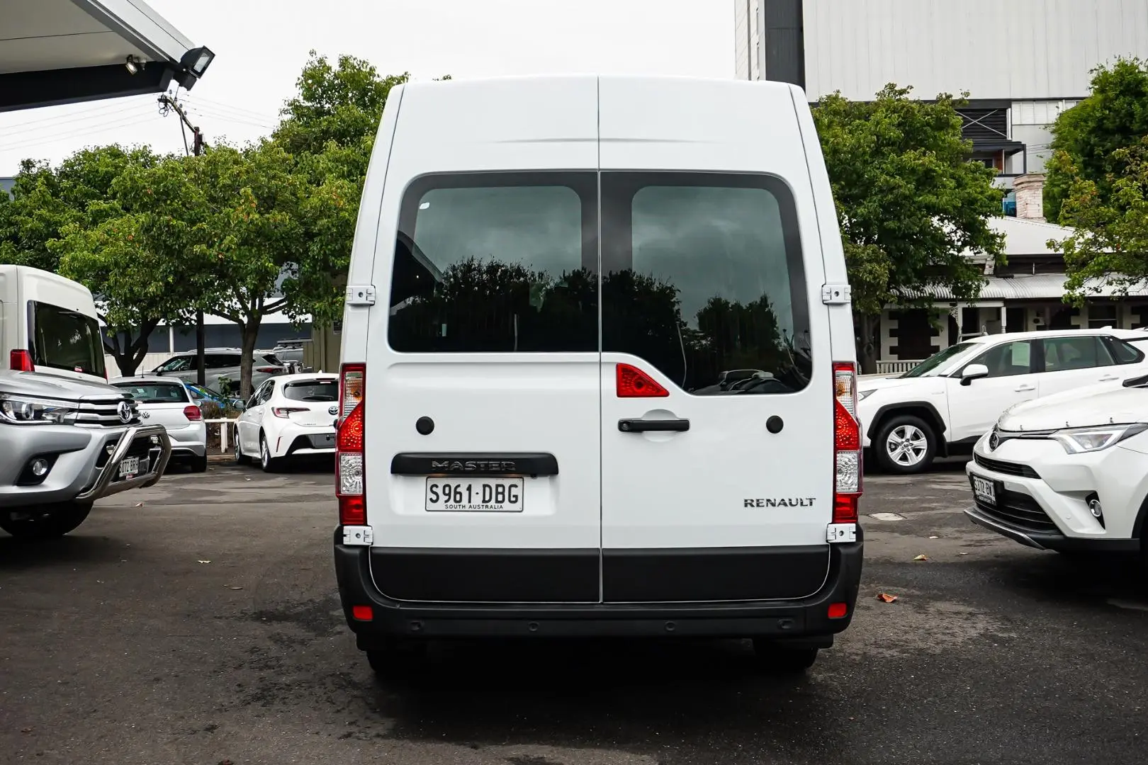 2023 Renault Master Gallery Image 5