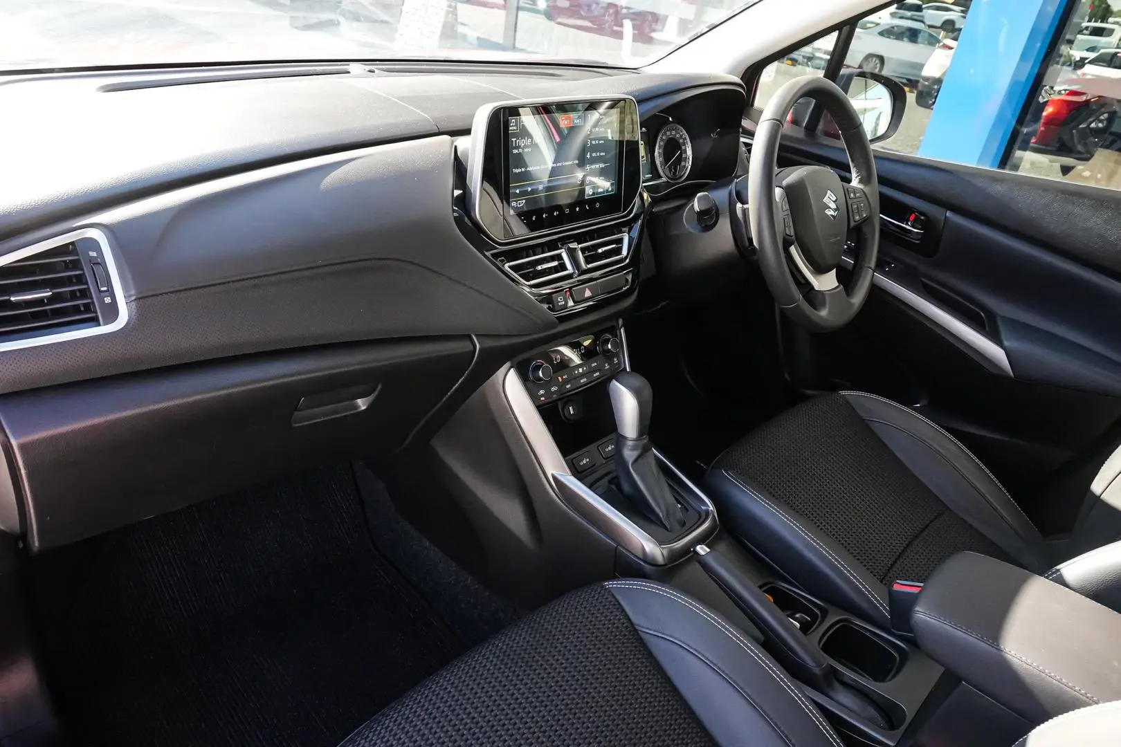 2023 Suzuki S-Cross Gallery Image 8