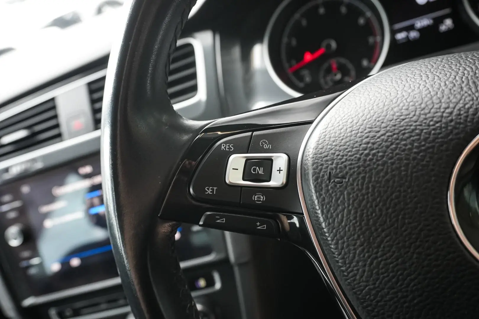 2020 Volkswagen Golf Gallery Image 18