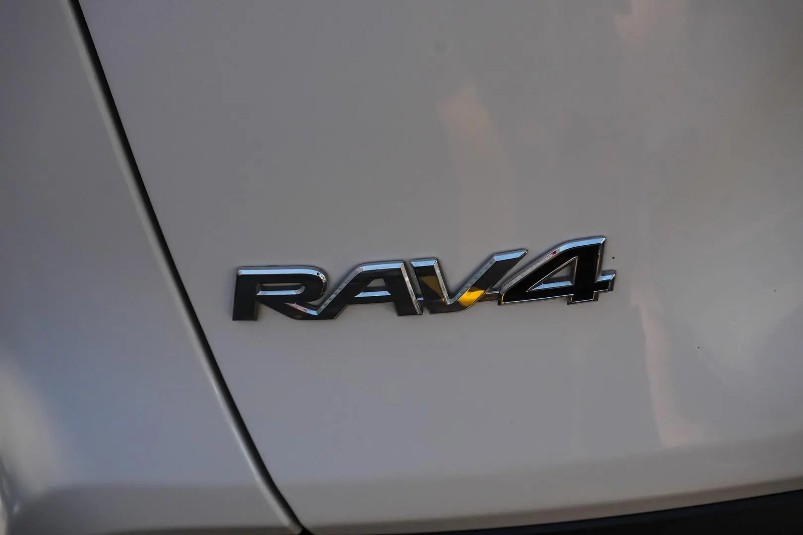 2024 Toyota RAV4 Gallery Image 9
