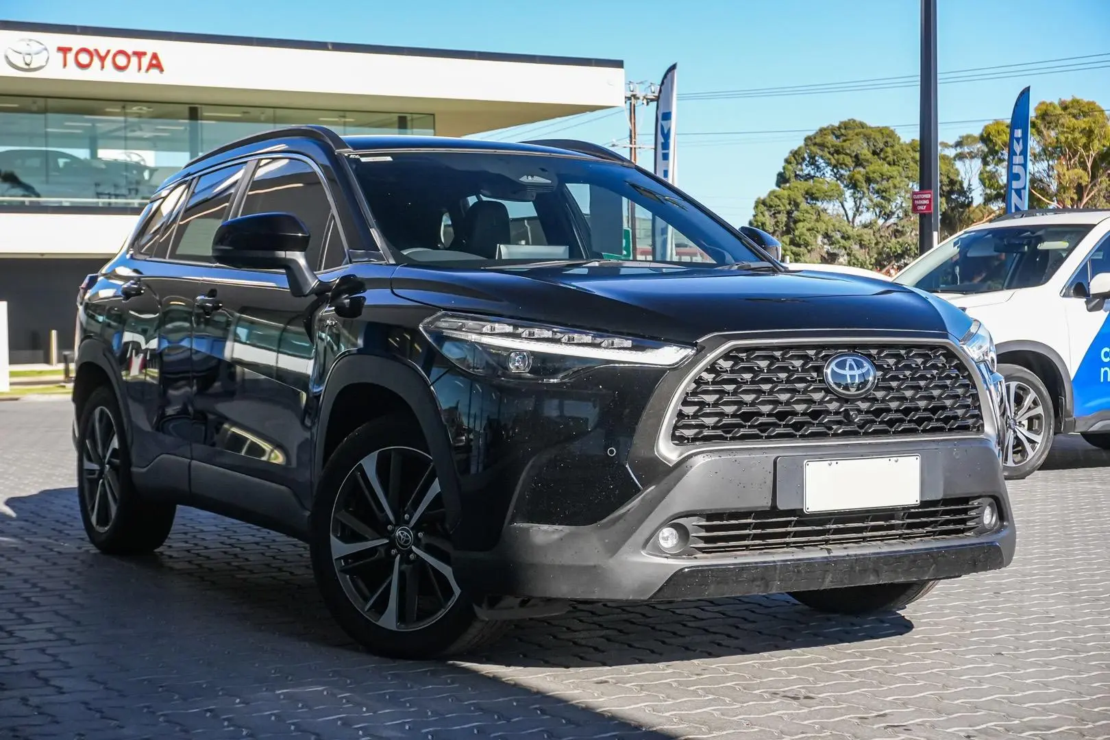 2024 Toyota Corolla Cross Gallery Image 2