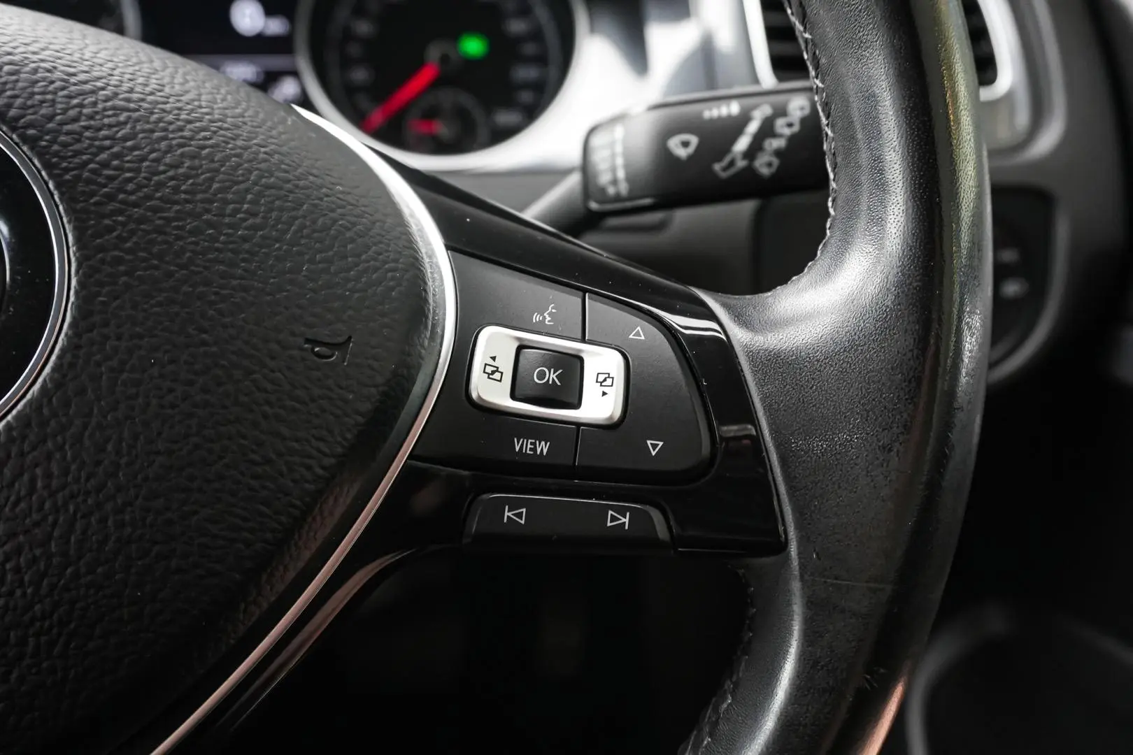 2020 Volkswagen Golf Gallery Image 19