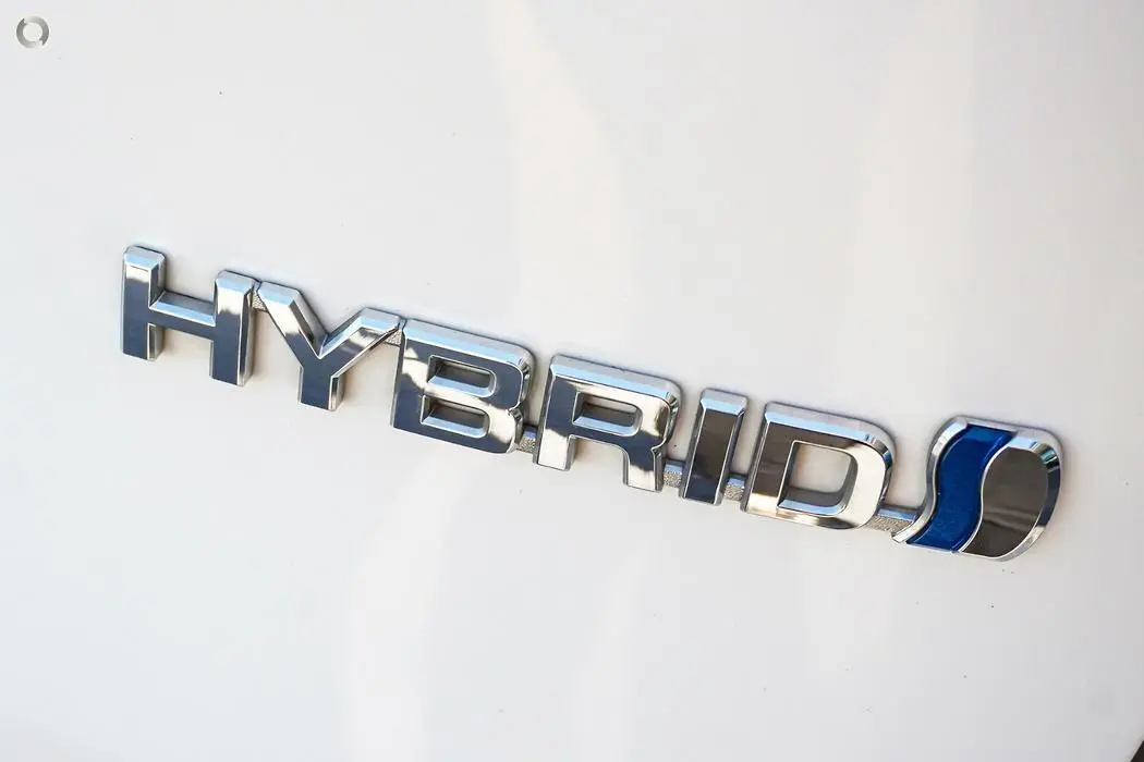 2024 Toyota RAV4 Gallery Image 15