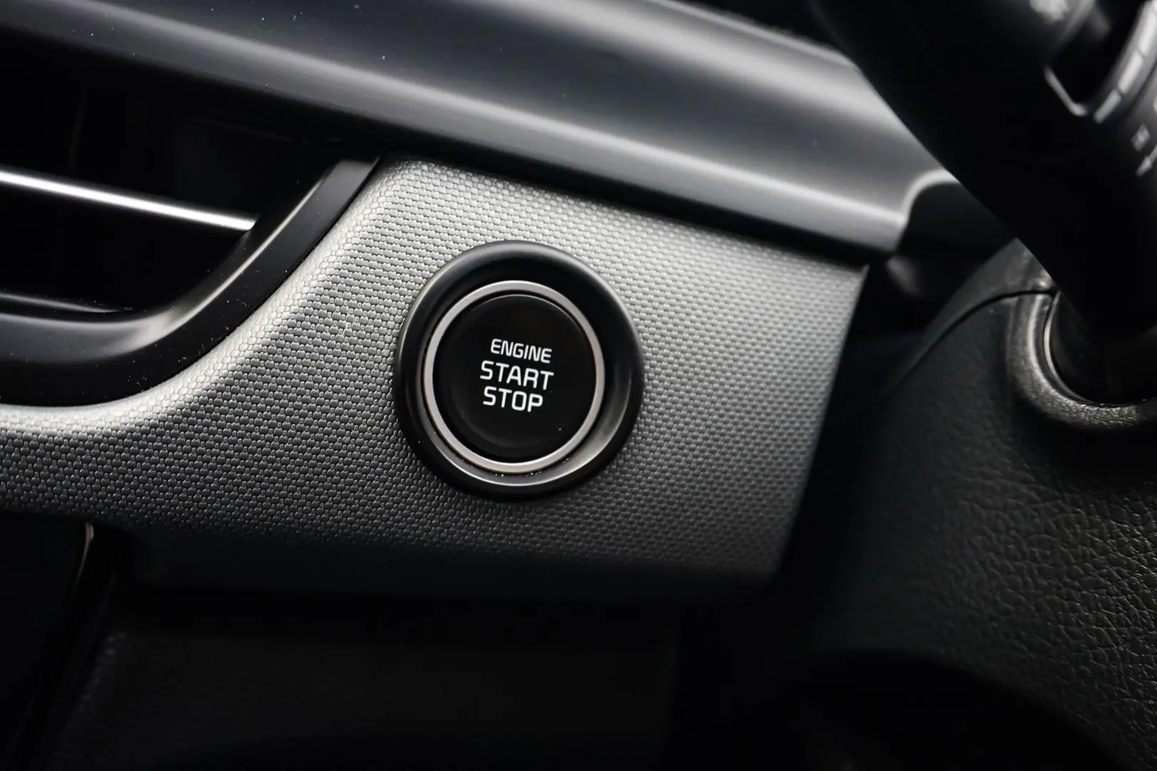 2024 Kia Seltos Gallery Image 24