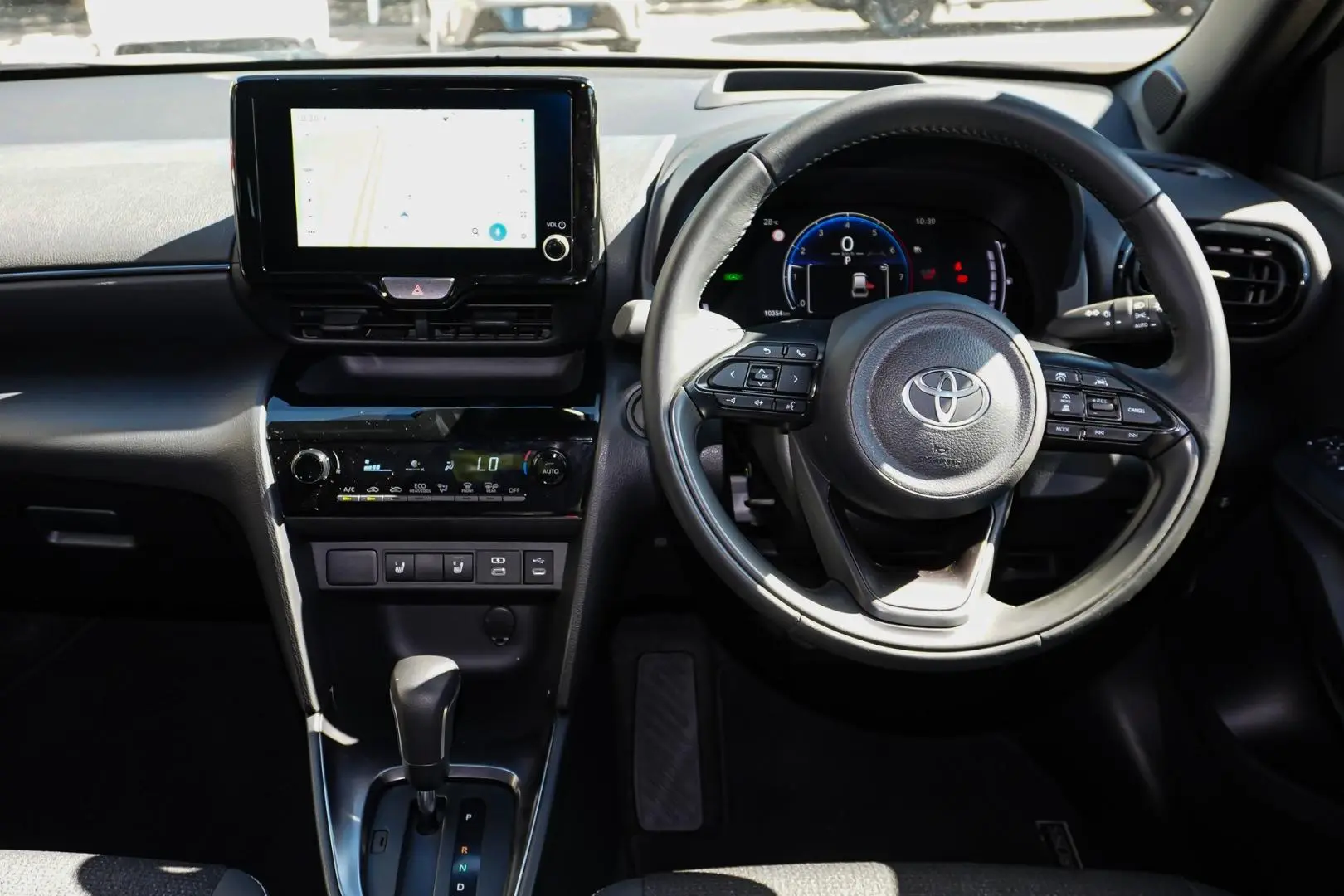 2024 Toyota Yaris Cross Gallery Image 8