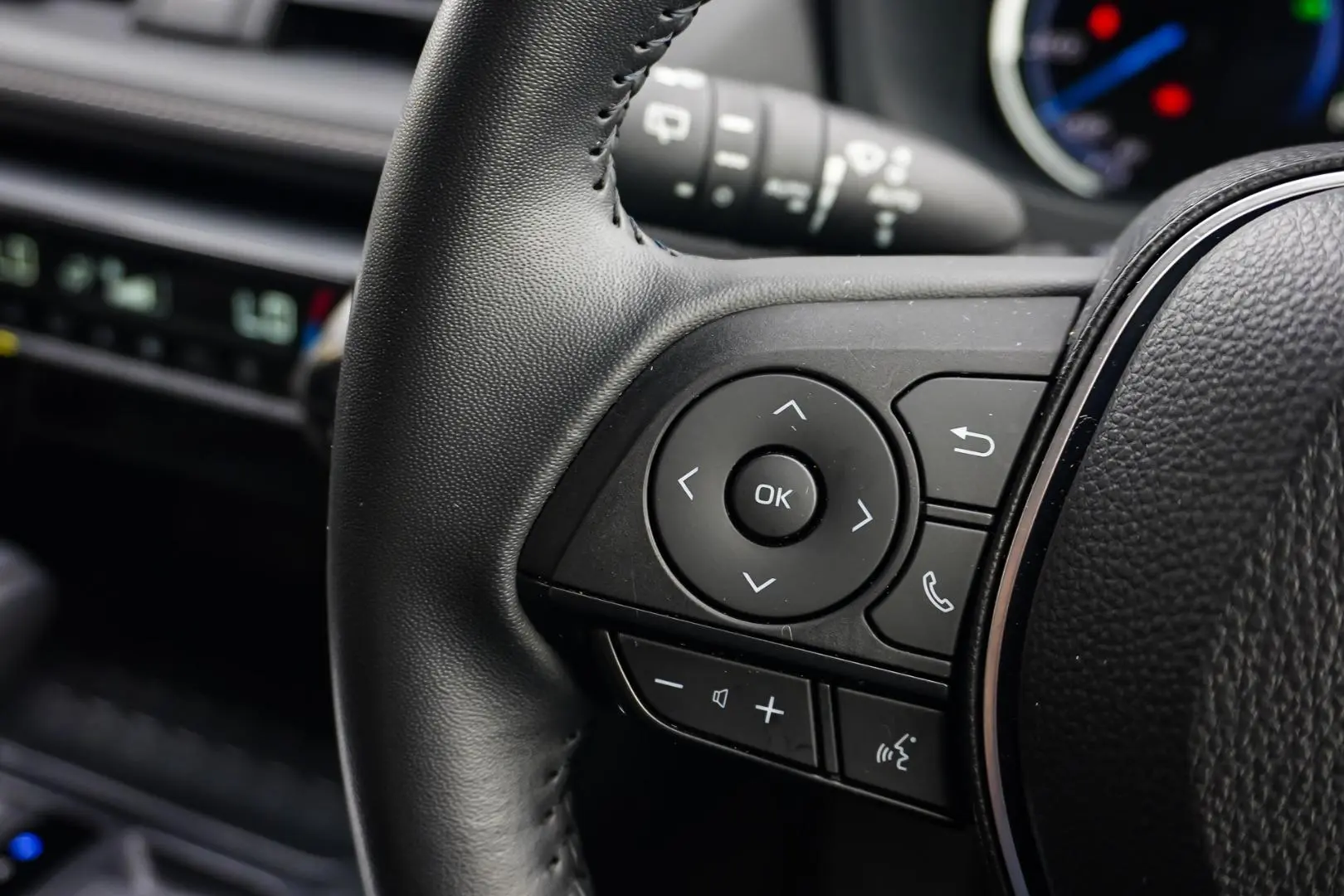 2024 Toyota RAV4 Gallery Image 18