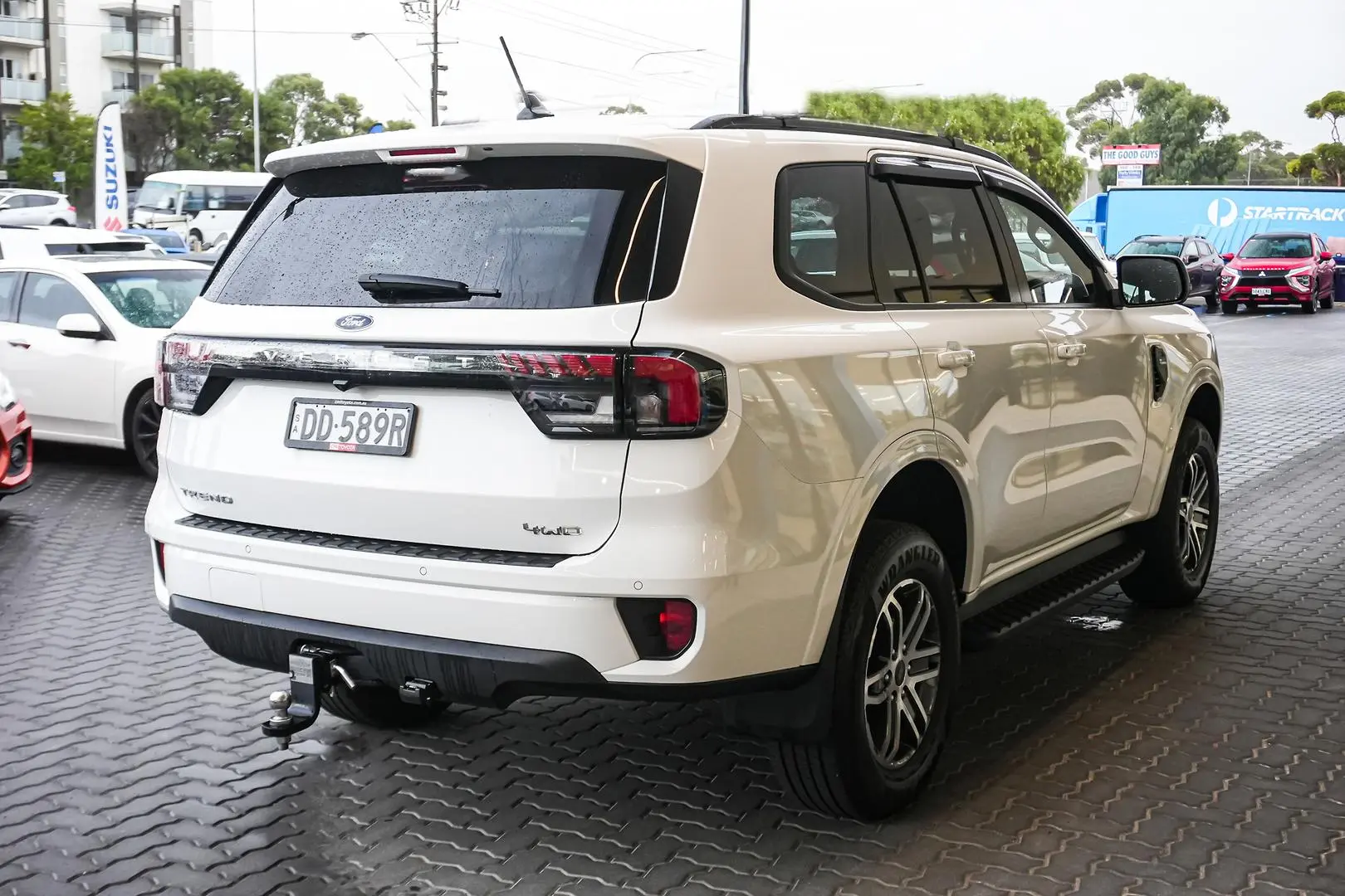 2024 Ford Everest Gallery Image 3
