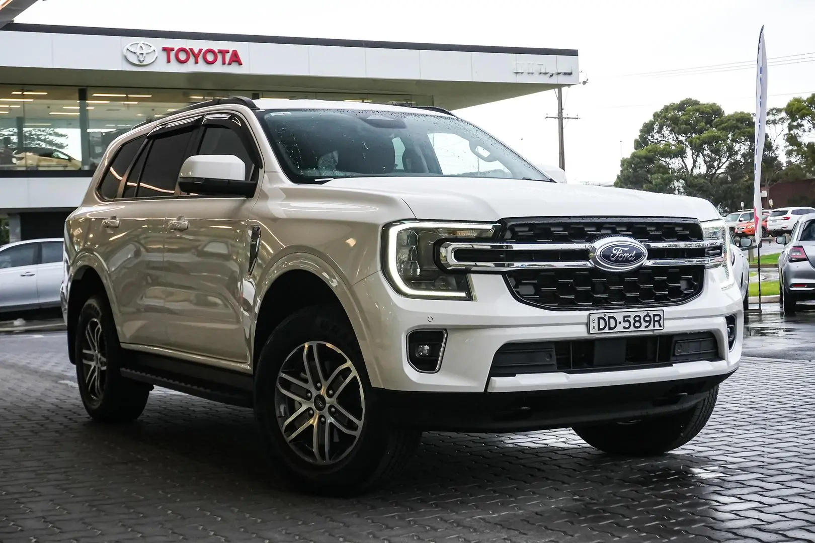 2024 Ford Everest Gallery Image 2