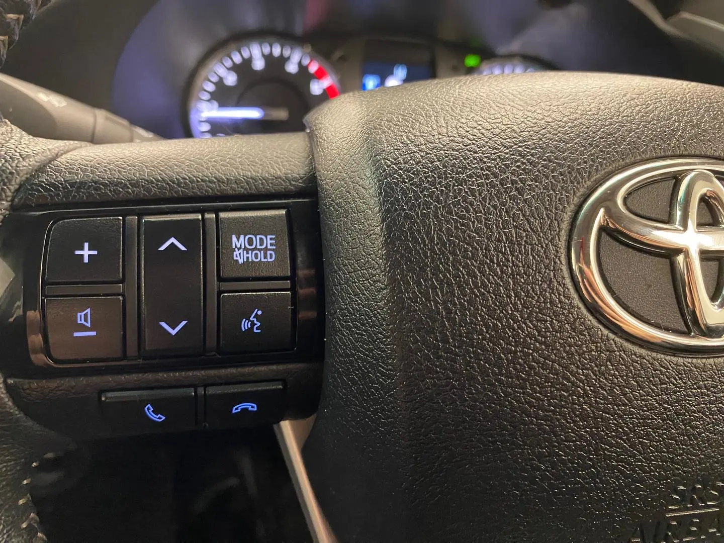 2020 Toyota Hilux Gallery Image 24