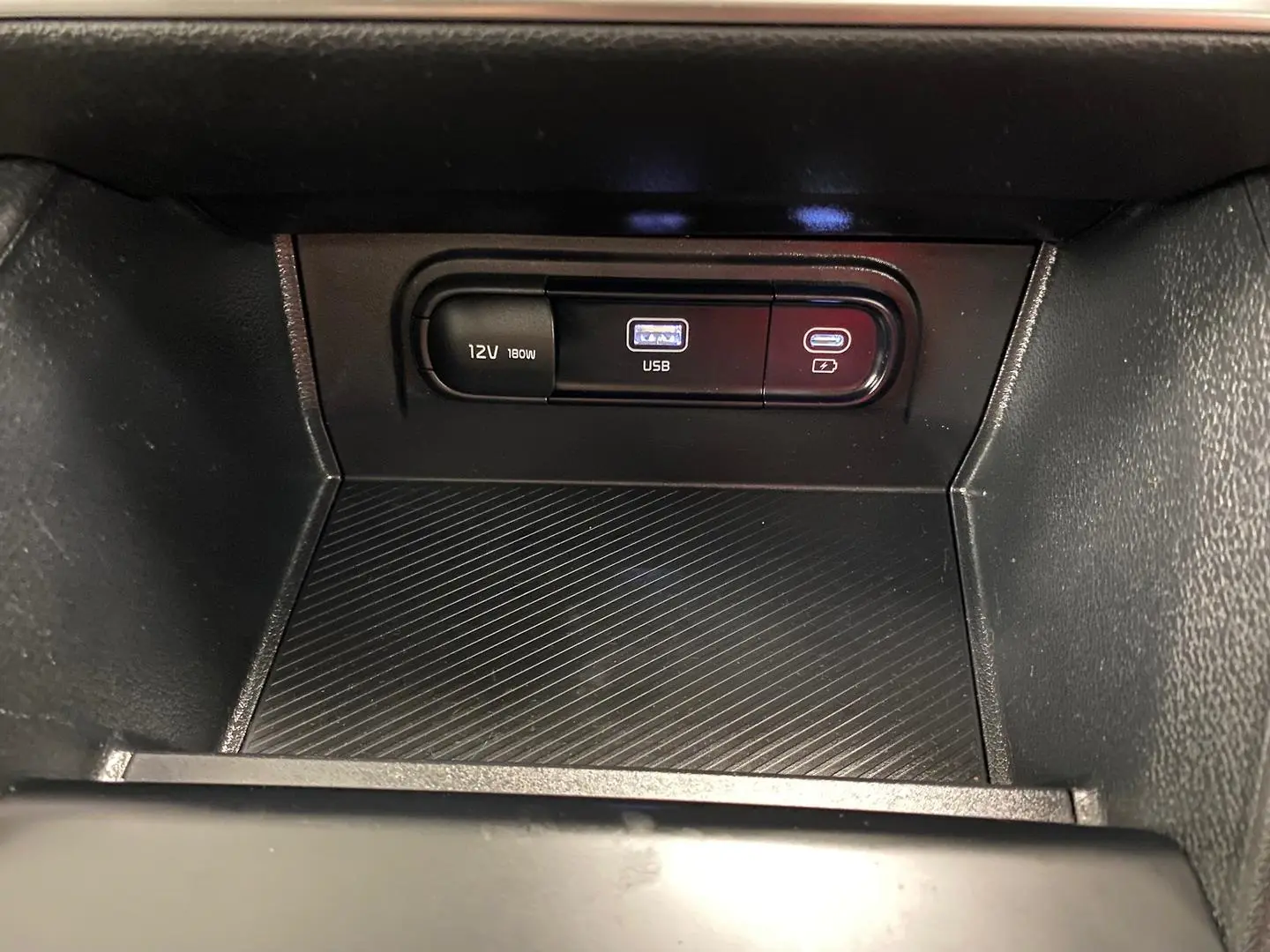 2022 Kia Sportage Gallery Image 28