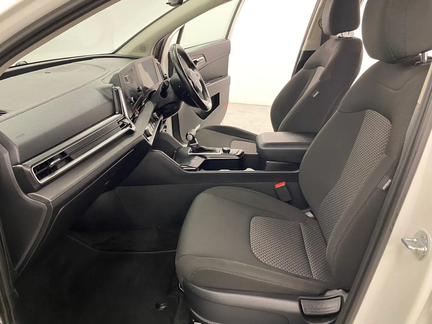 2022 Kia Sportage Gallery Image 18