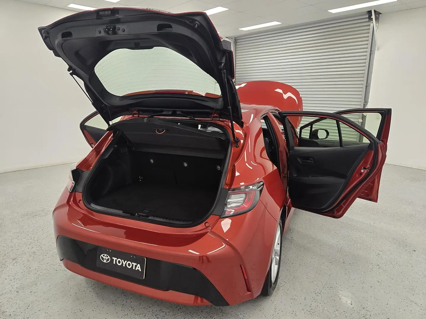 2019 Toyota Corolla Gallery Image 10