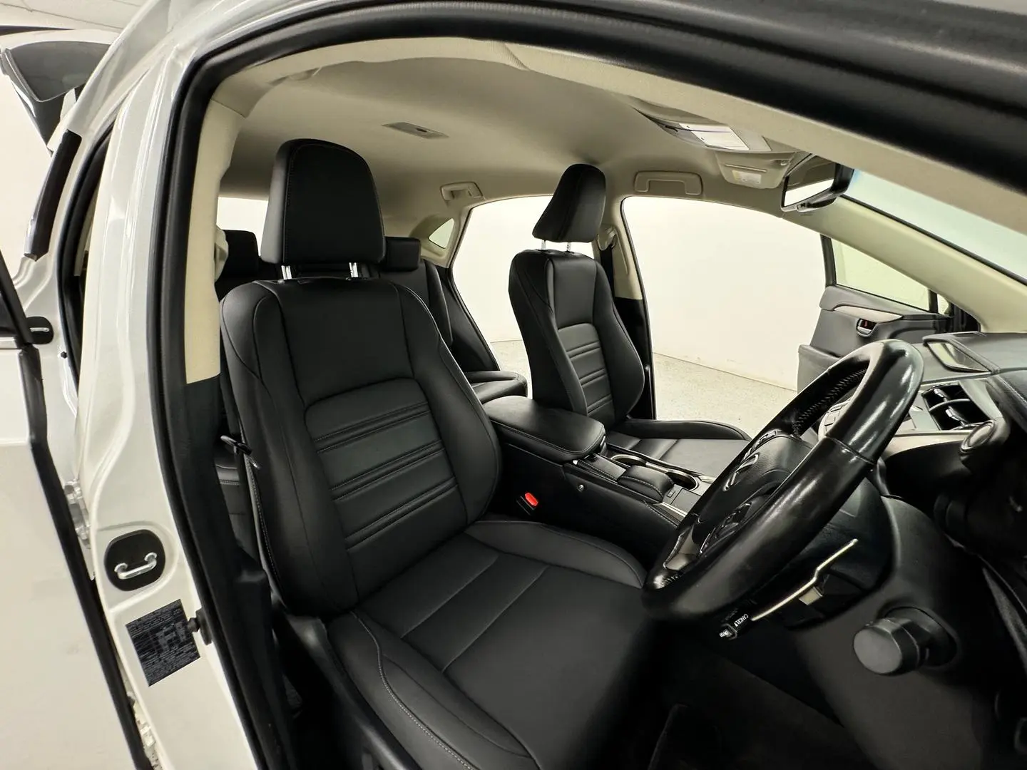 2021 Lexus NX Gallery Image 26