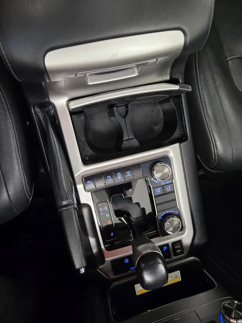 2018 Toyota Landcruiser Gallery Image 30