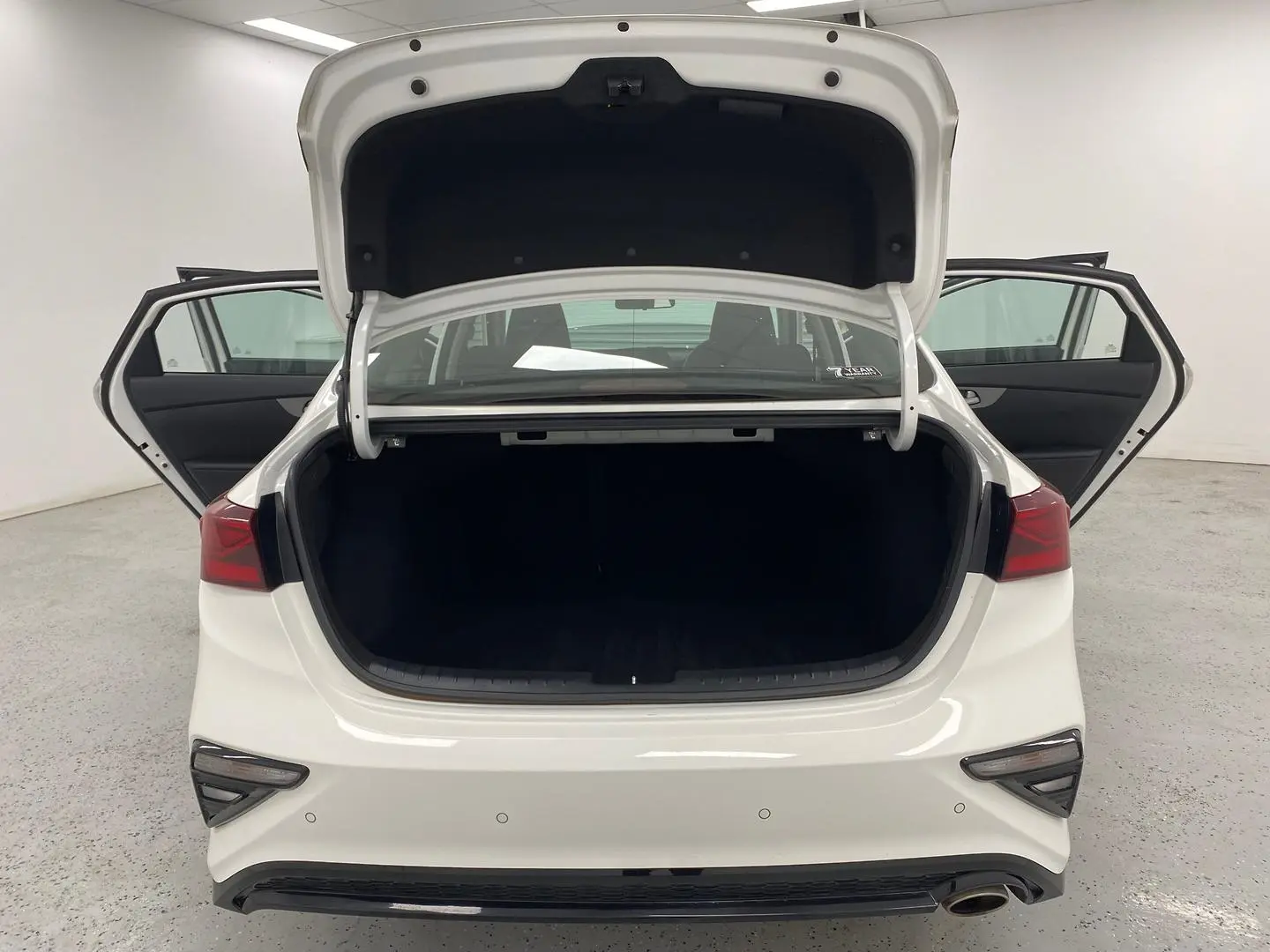 2021 Kia Cerato Gallery Image 12